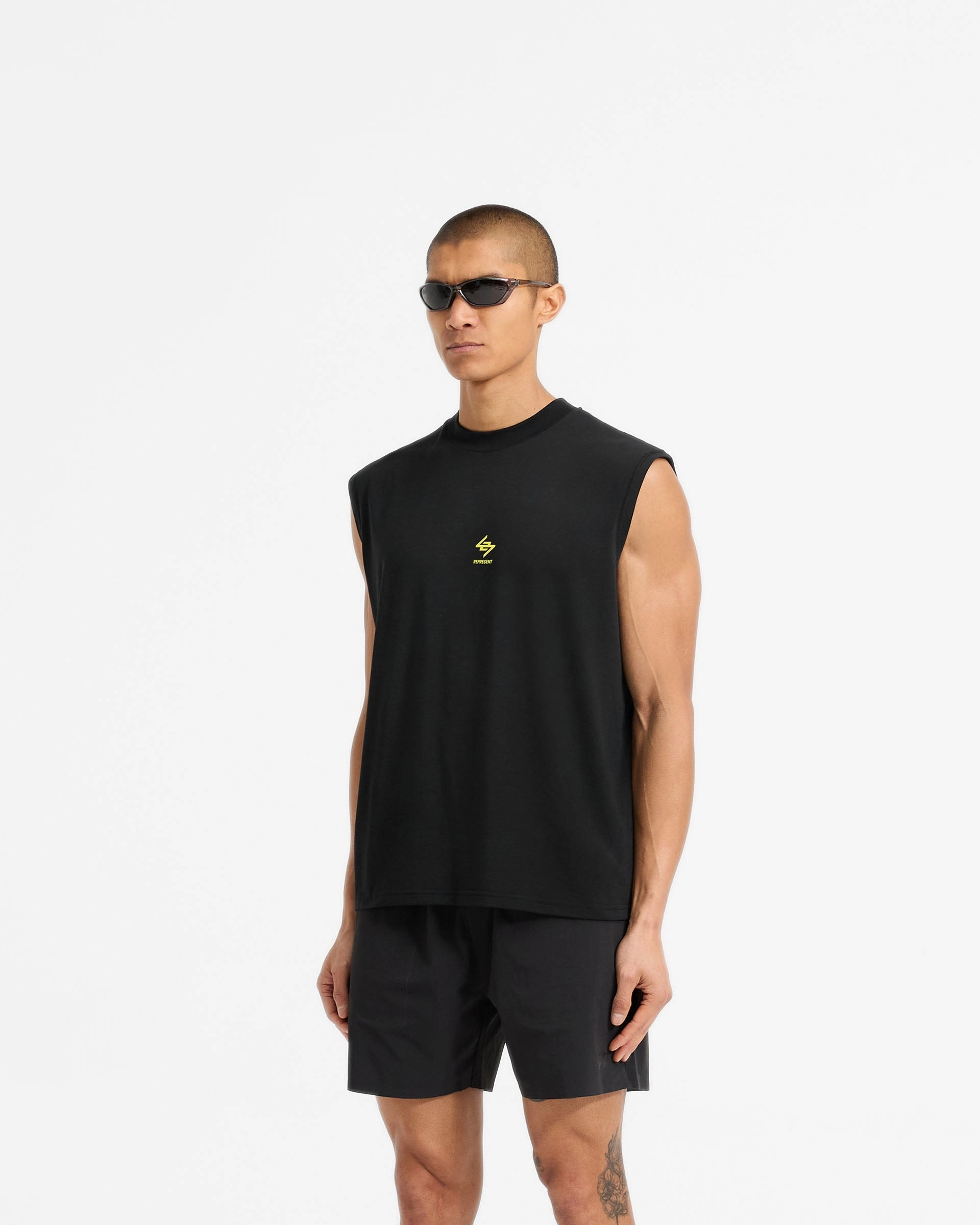 247 Chicago Oversized Tank - Jet Black Outdoor Outfit Style Smooth Look