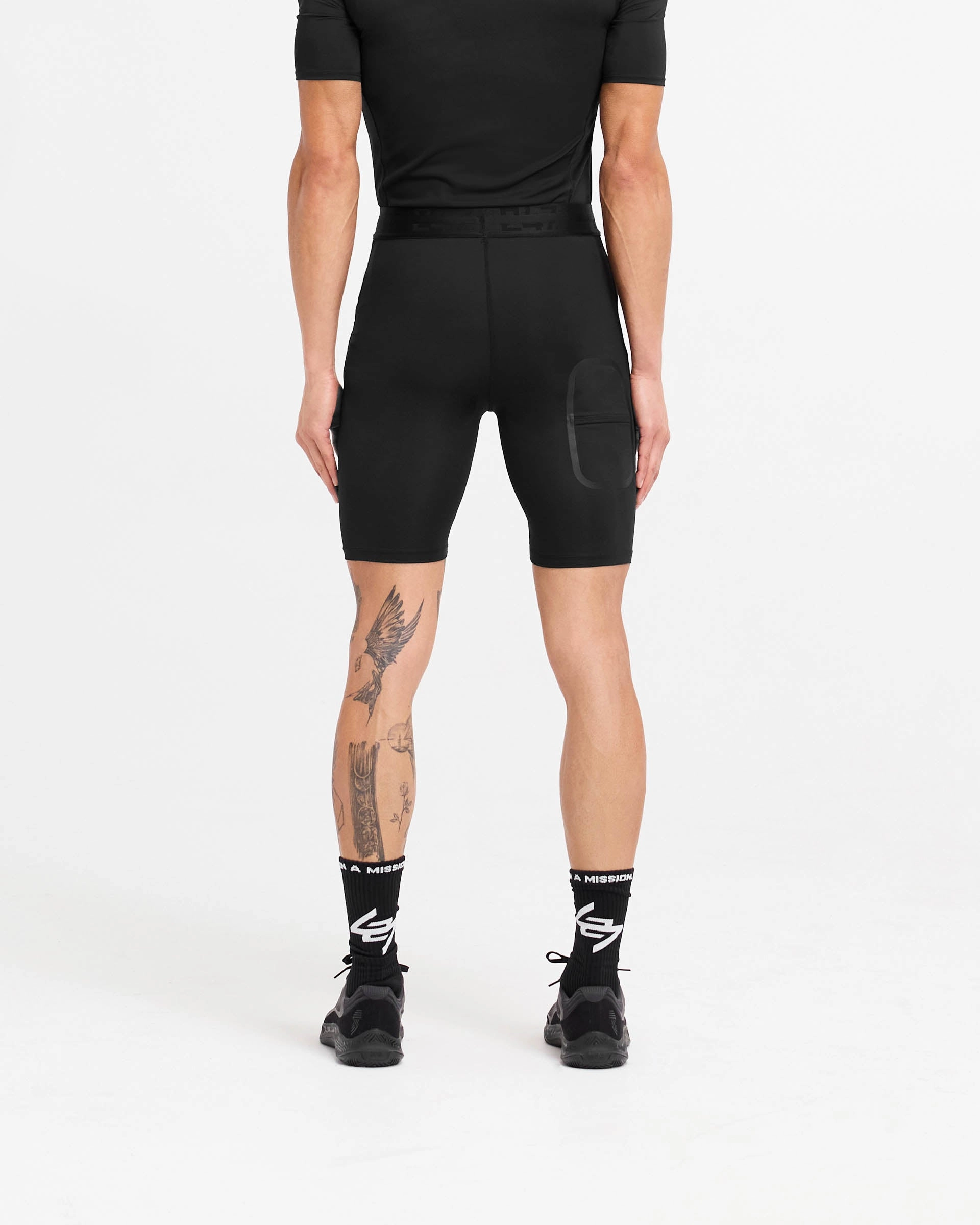 Modern Fit budget-friendly 247 Compound Legging Short - Black