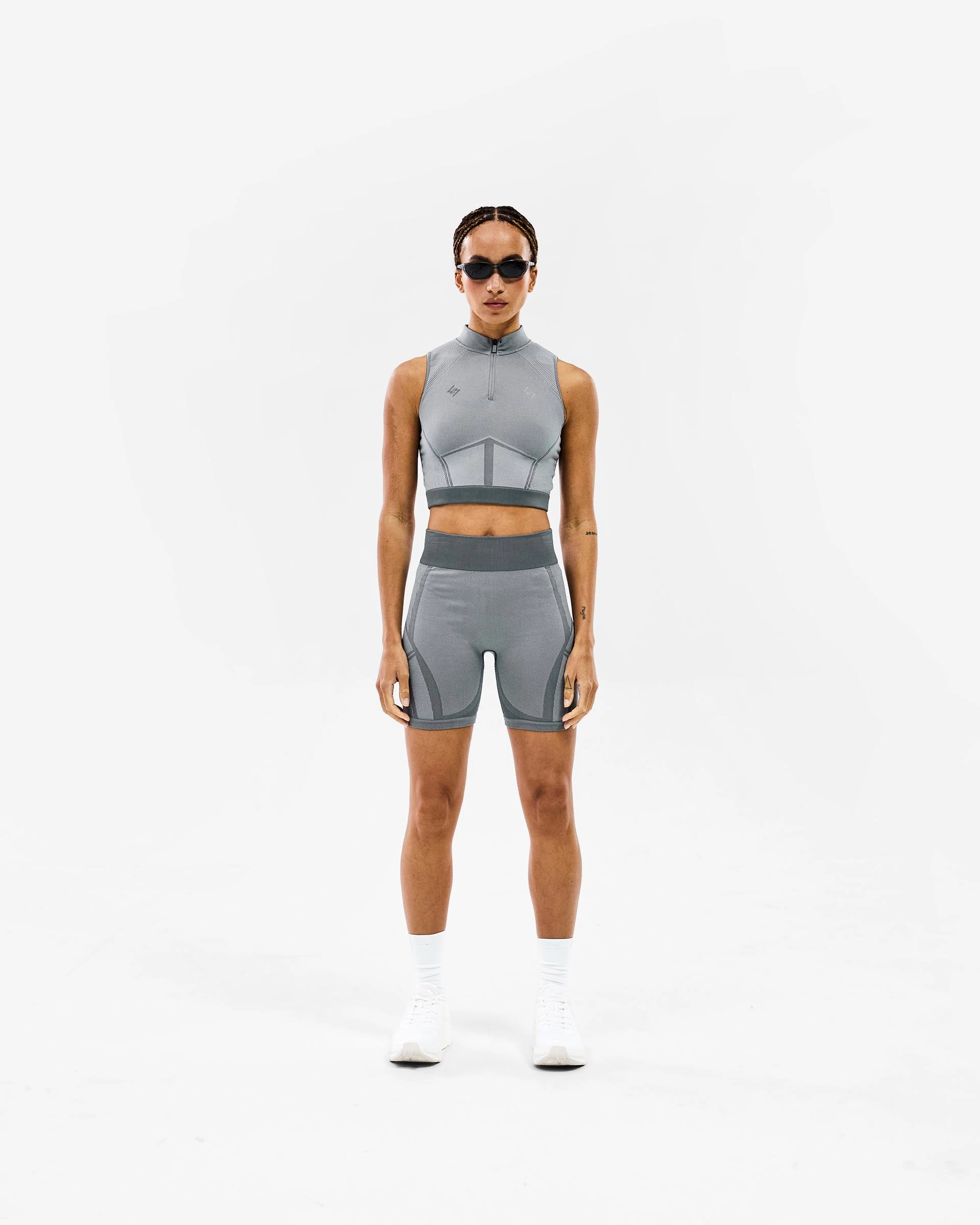 beauty industry 247 Hydro Seamless Training Short - Ice Grey