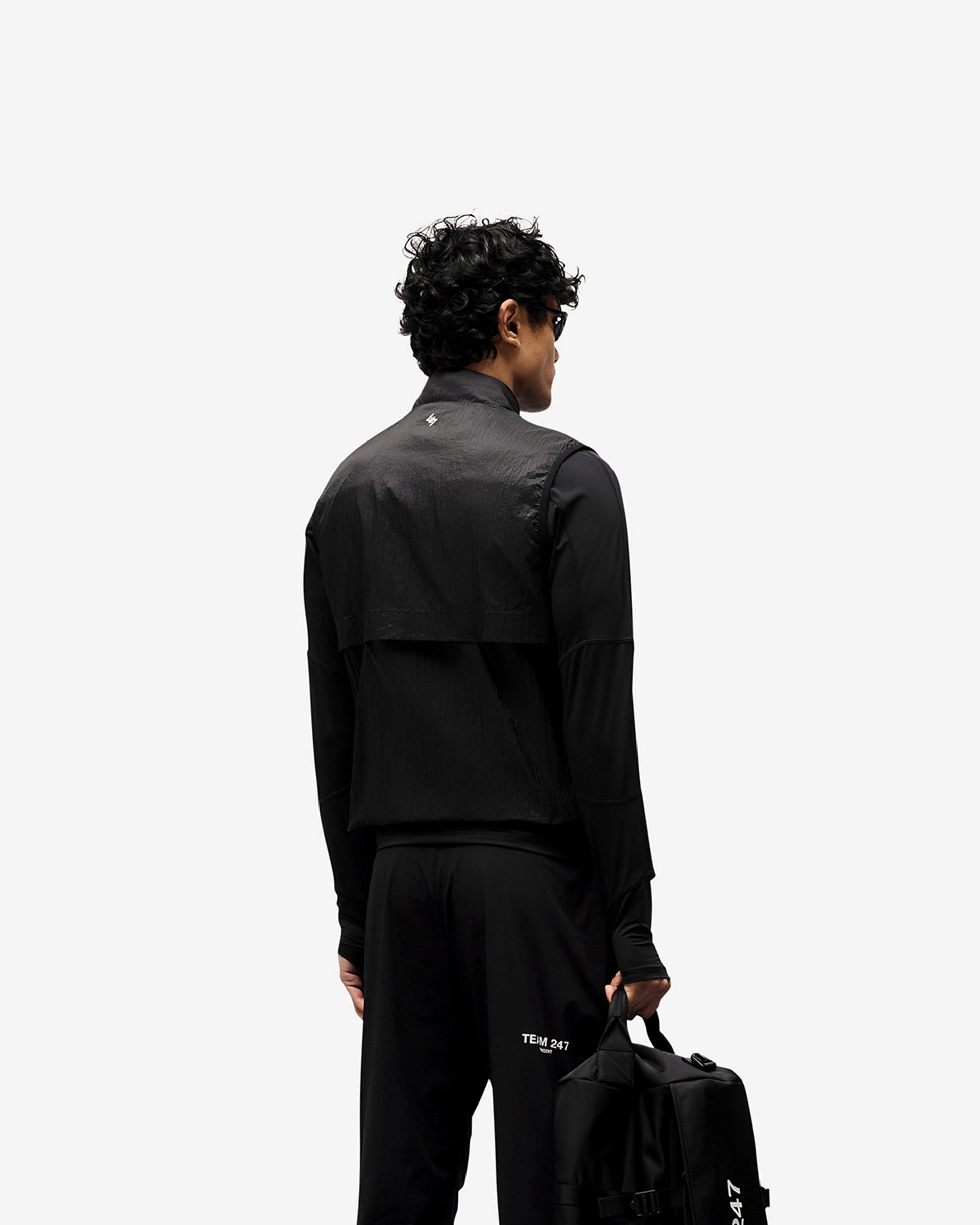 247 Run Gilet - Black Street Comfort Fit retro look