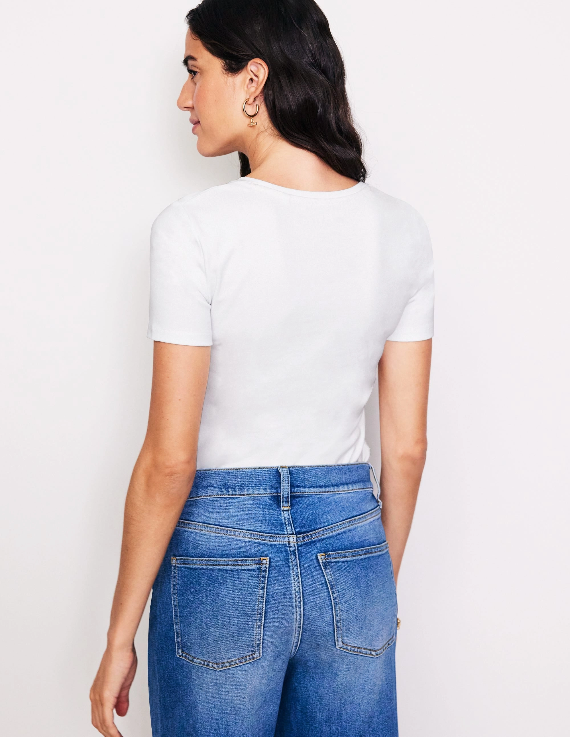 Double Layered Fabric Soft Pullover Essential Jersey T-Shirt-White