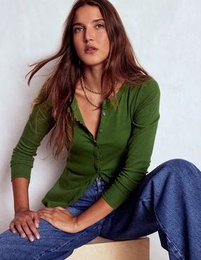 Evie Button Through Ribbed Top-Green Fir TaglessCollar Layered Ventilation Zones