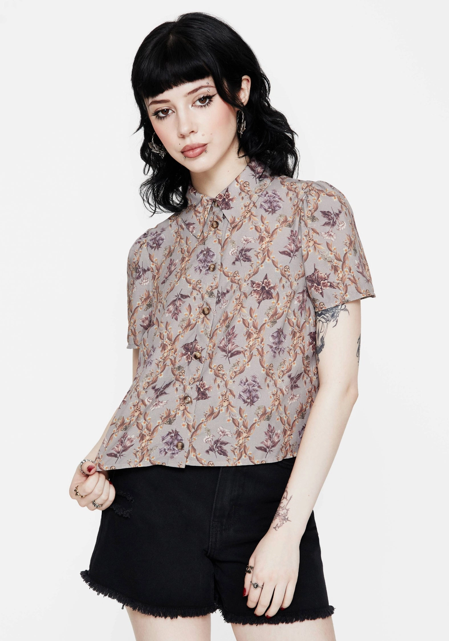 Trendsetter Choice Performance Fabric Blossom Floral Tile Printed Cropped Button Up Shirt