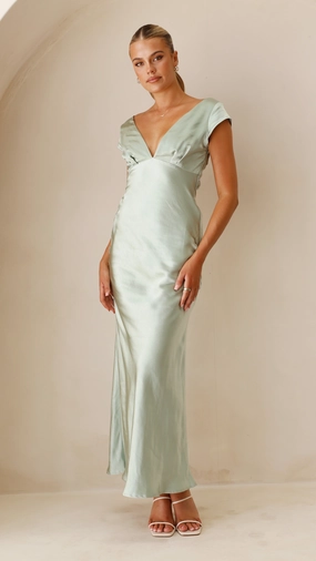 Leg-Lengthening Feminine Movement Amelia Maxi Dress - Sage