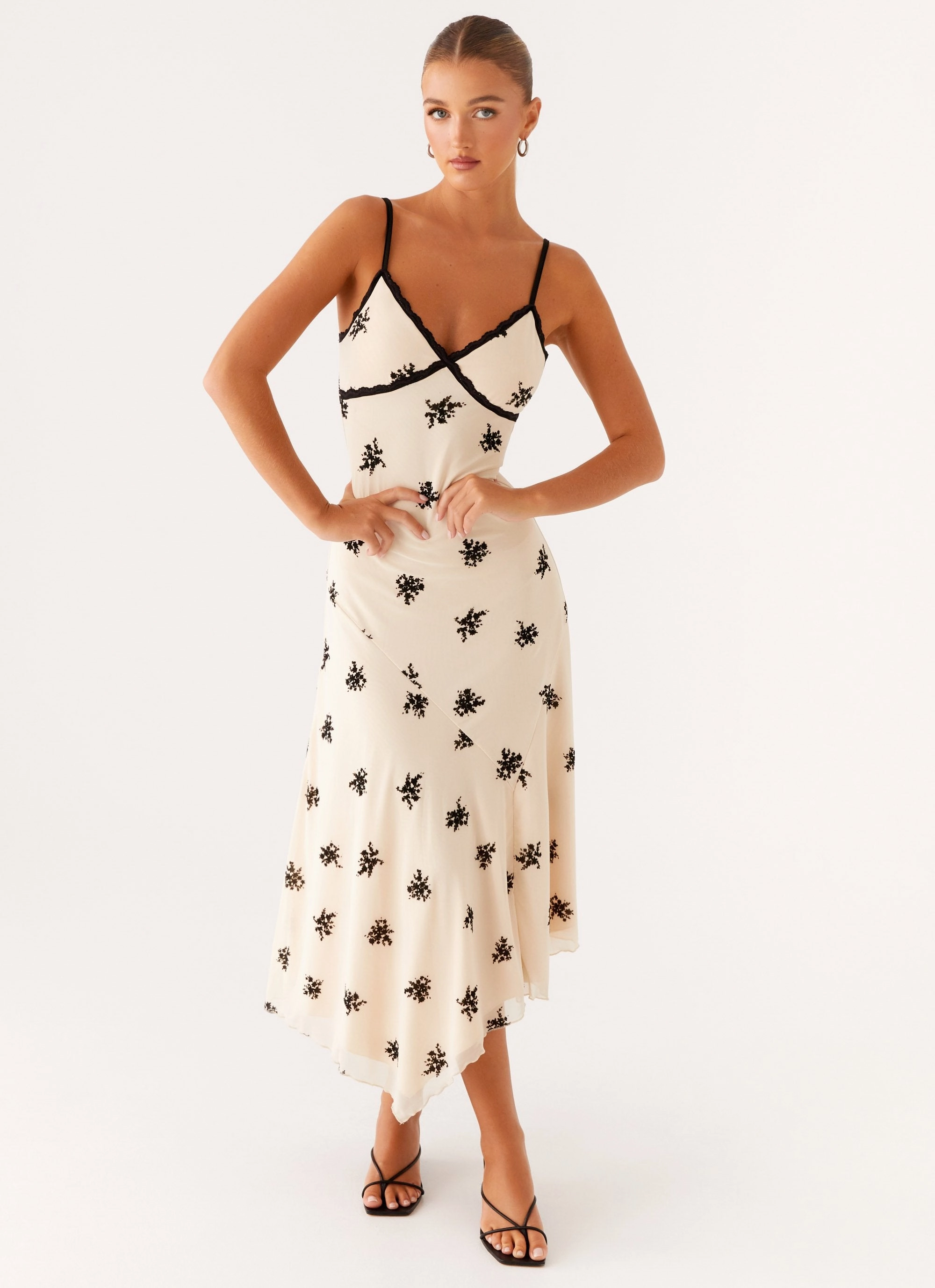 Relax Style Elegant Look Amelia Midi Dress - Nude