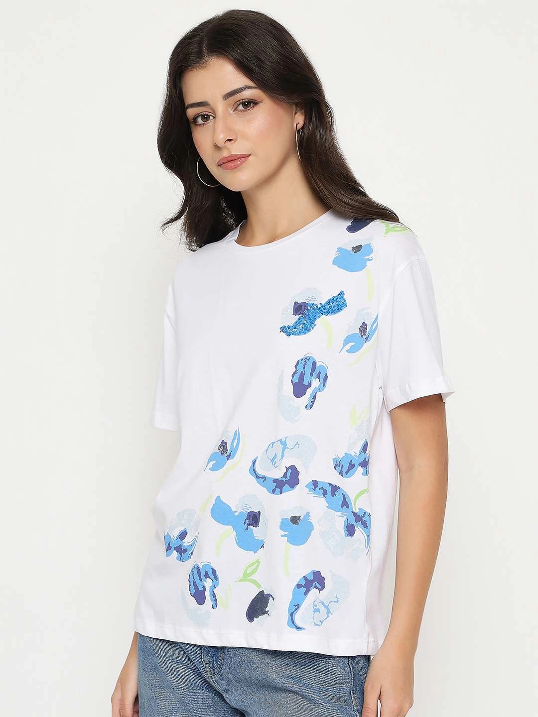 OdorResistant Fabric Madame Abstract Print Half Sleeve White Cotton T-shirt