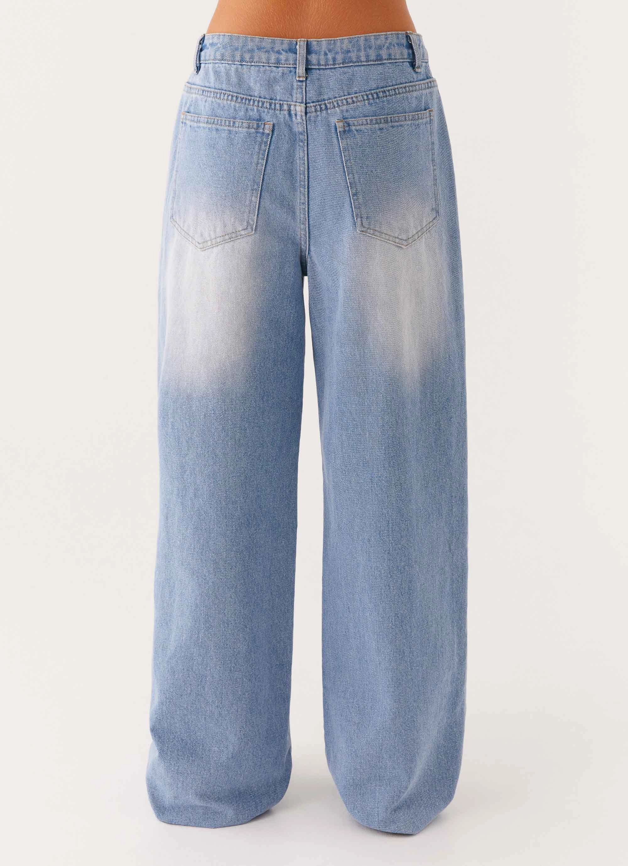 Back Again Straight Leg Denim Jeans - Light Wash Blue Go To Look