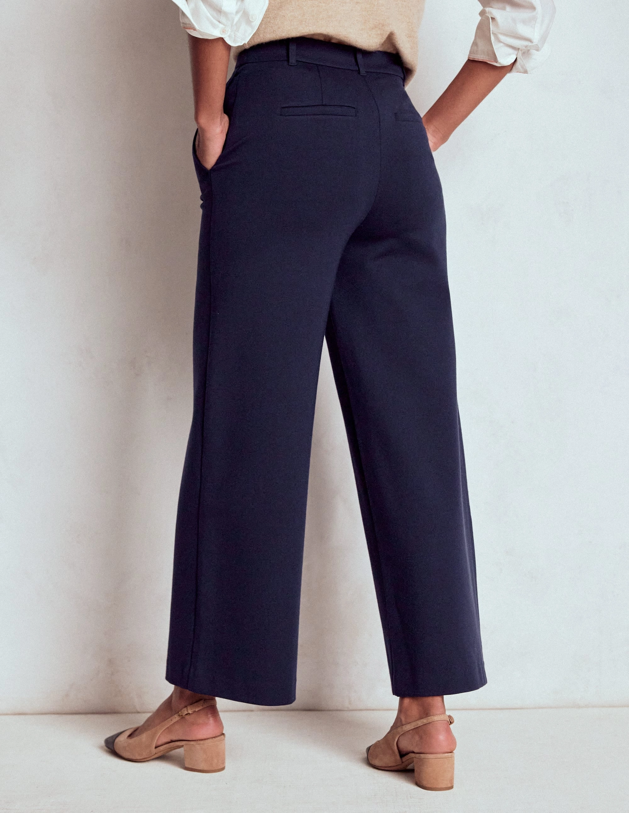 Stretch Movement Air Comfort Belgravia Ponte Crop Trousers-Navy