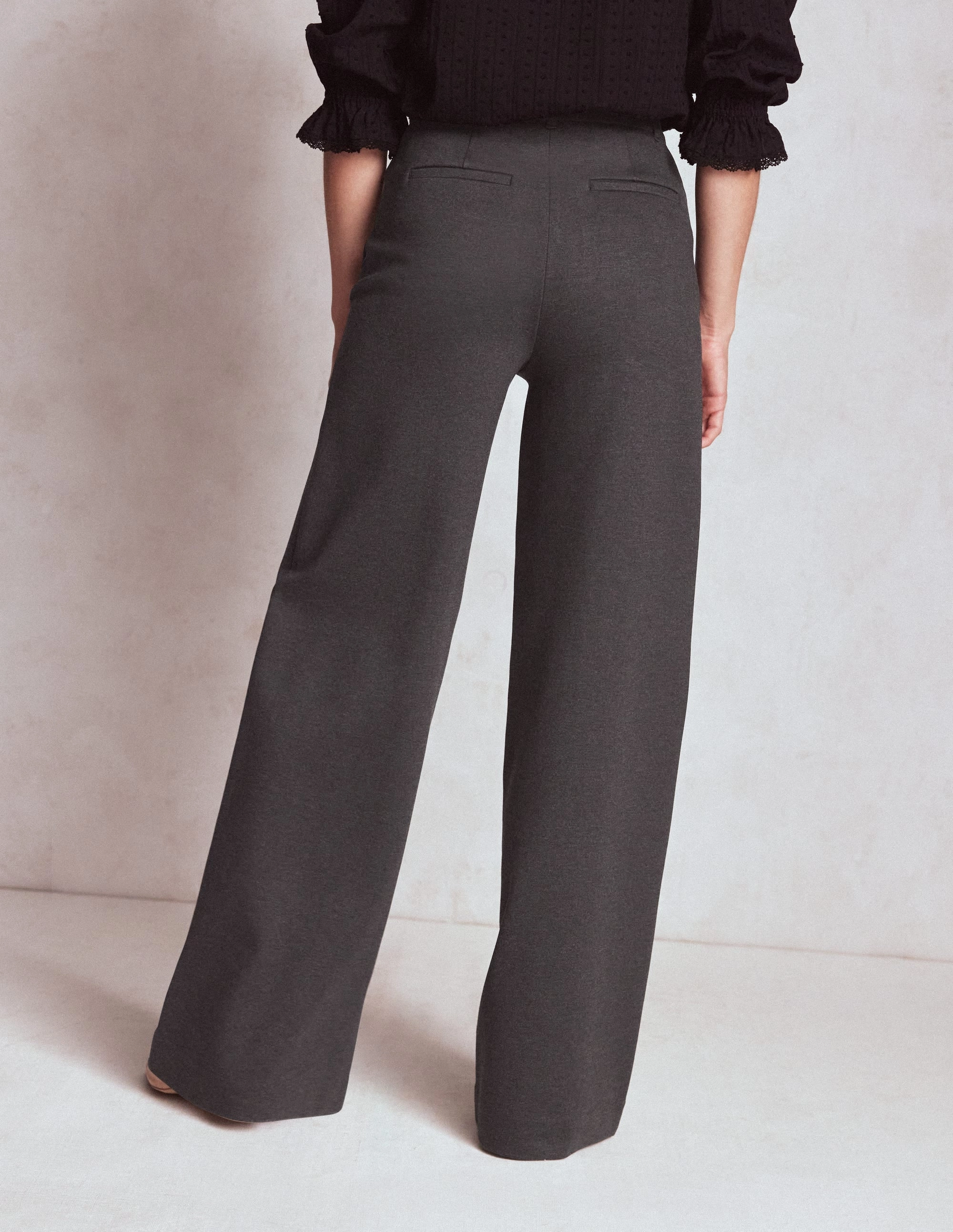 Breathable layers Embroidered Detail Belgravia Ponte Trousers-Charcoal Grey