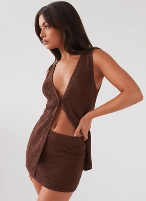 Capri Glow Knit Skirt - Chocolate Creative Layering Wrinkle Resistant