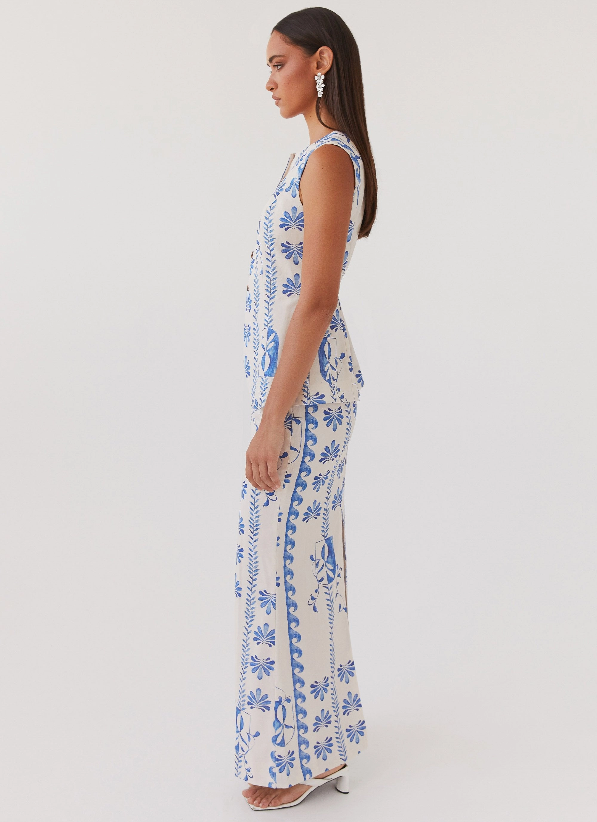 Outfit Mood Pure Vibes Born For Bordeaux Linen Midi Skirt - Floral Wave