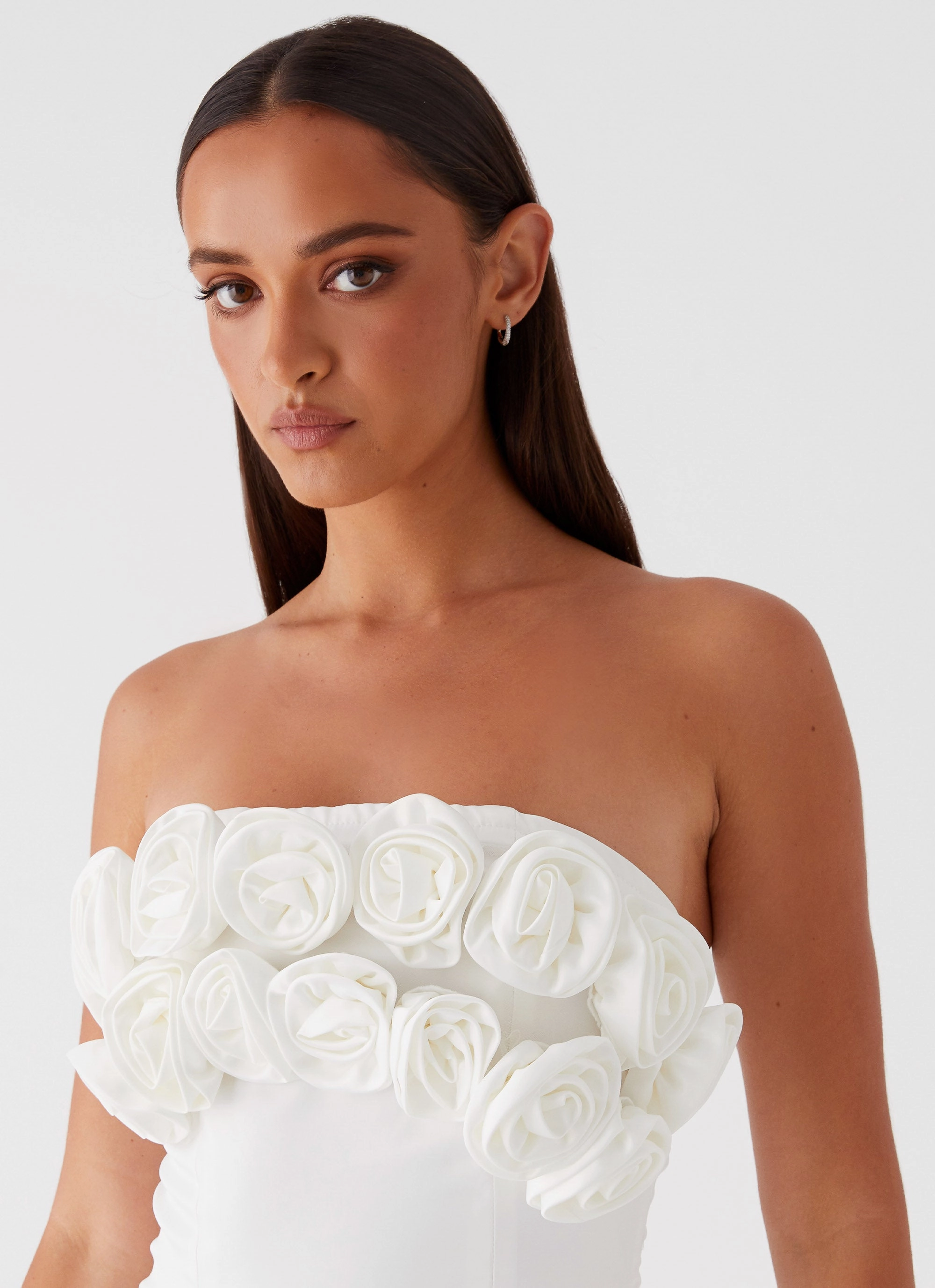 Bouquet Dream Mini Dress - White ContrastStitching luxe feel