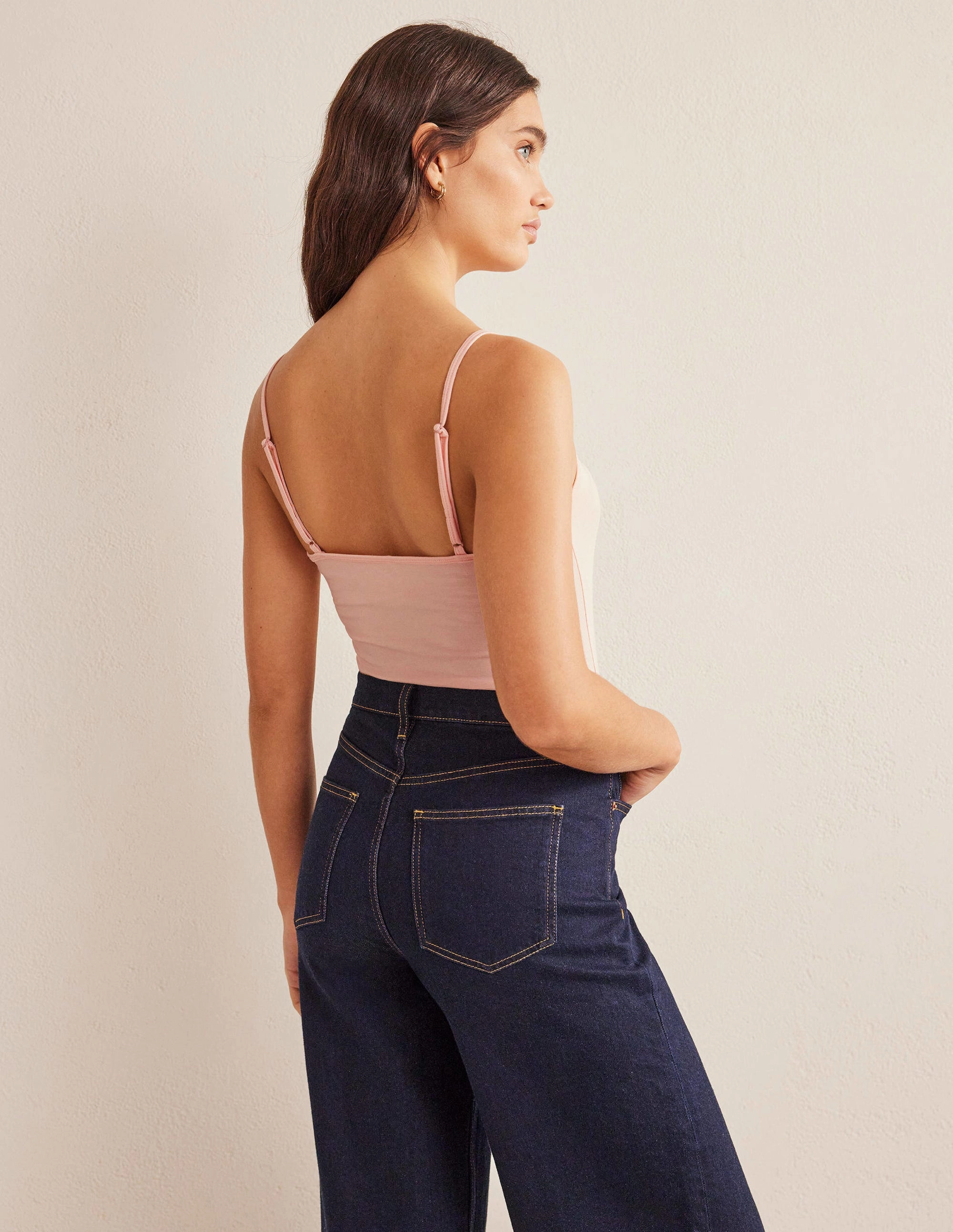 ContouredPanels FlexibleWaistband Plain Cami Top-Light Beige