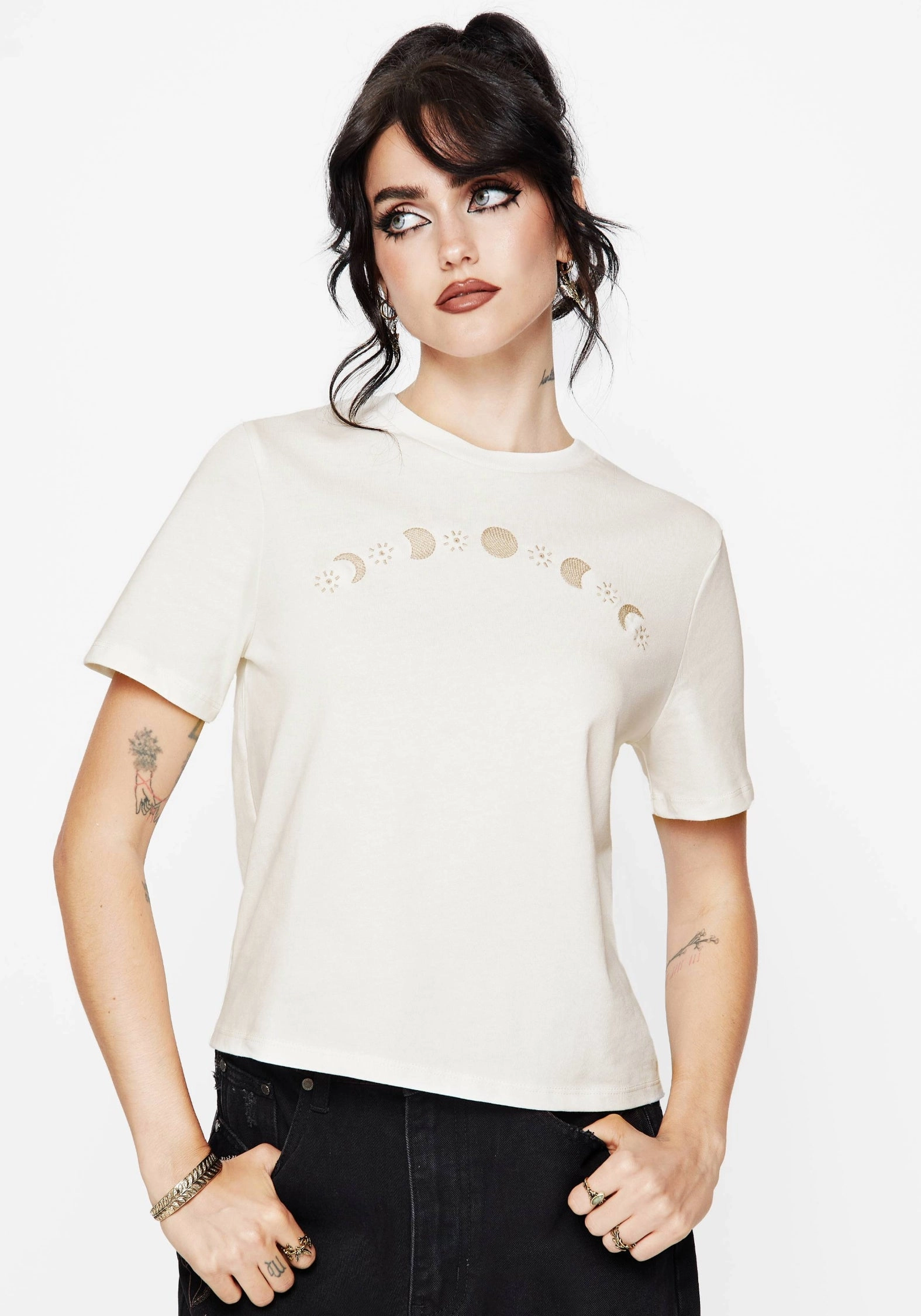 Flexible Fit Design Griffinfly Cotton Embroidered Jersey Cropped T-Shirt