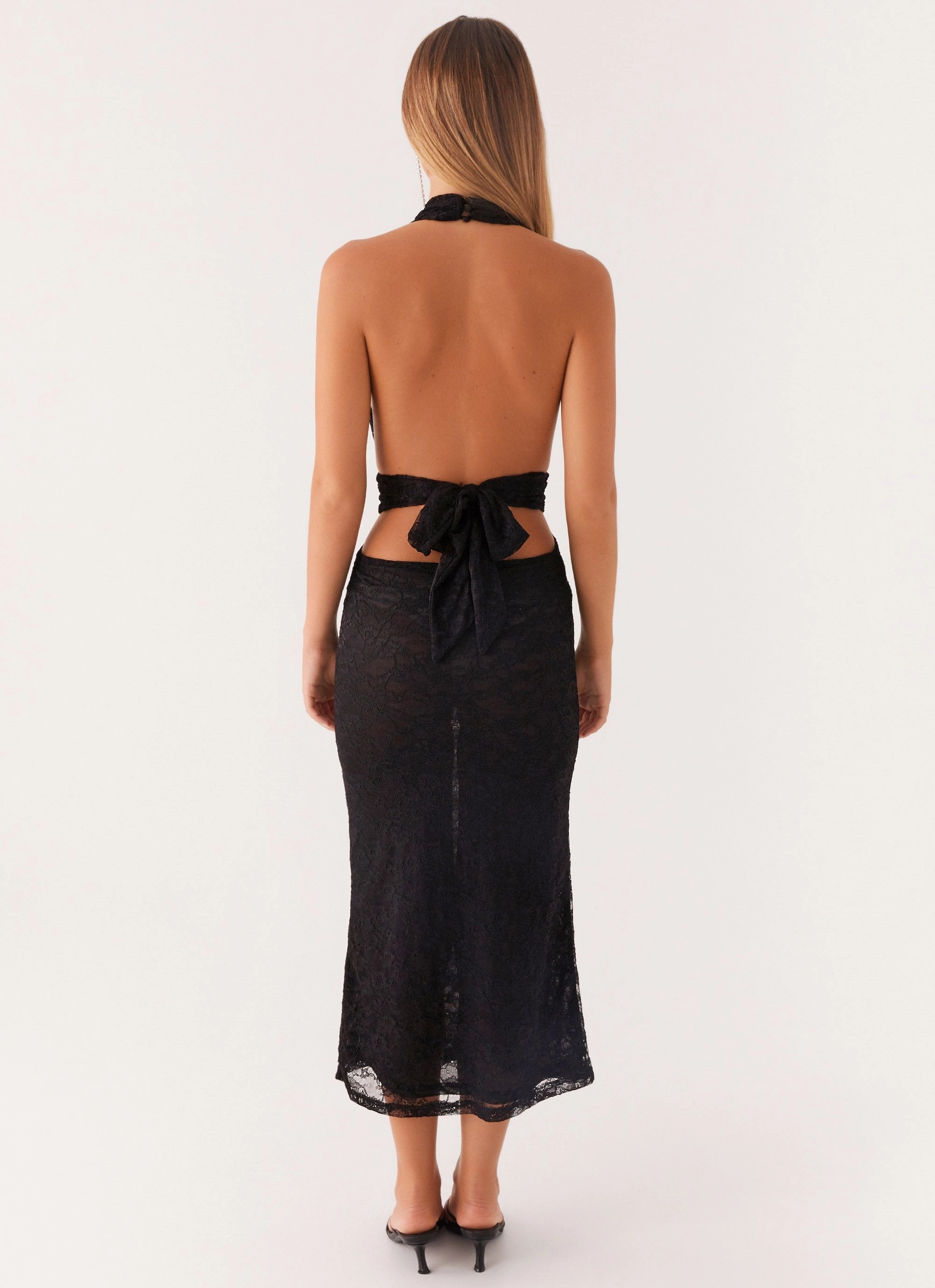 Form Fit Night Out Charismatic Lace Midi Dress - Black