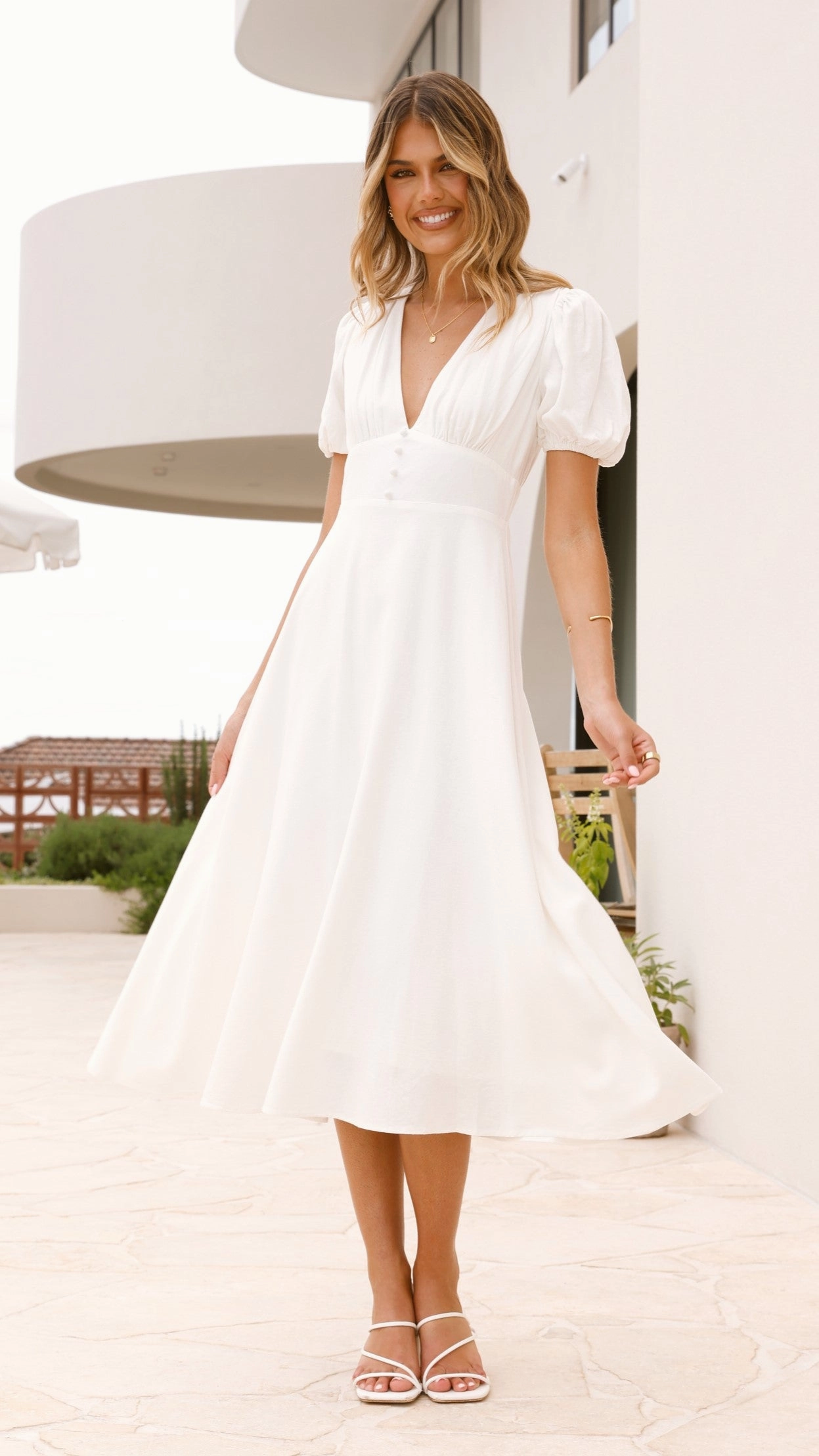 Perfect Waist Gift-Worthy Melea Midi Dress - White