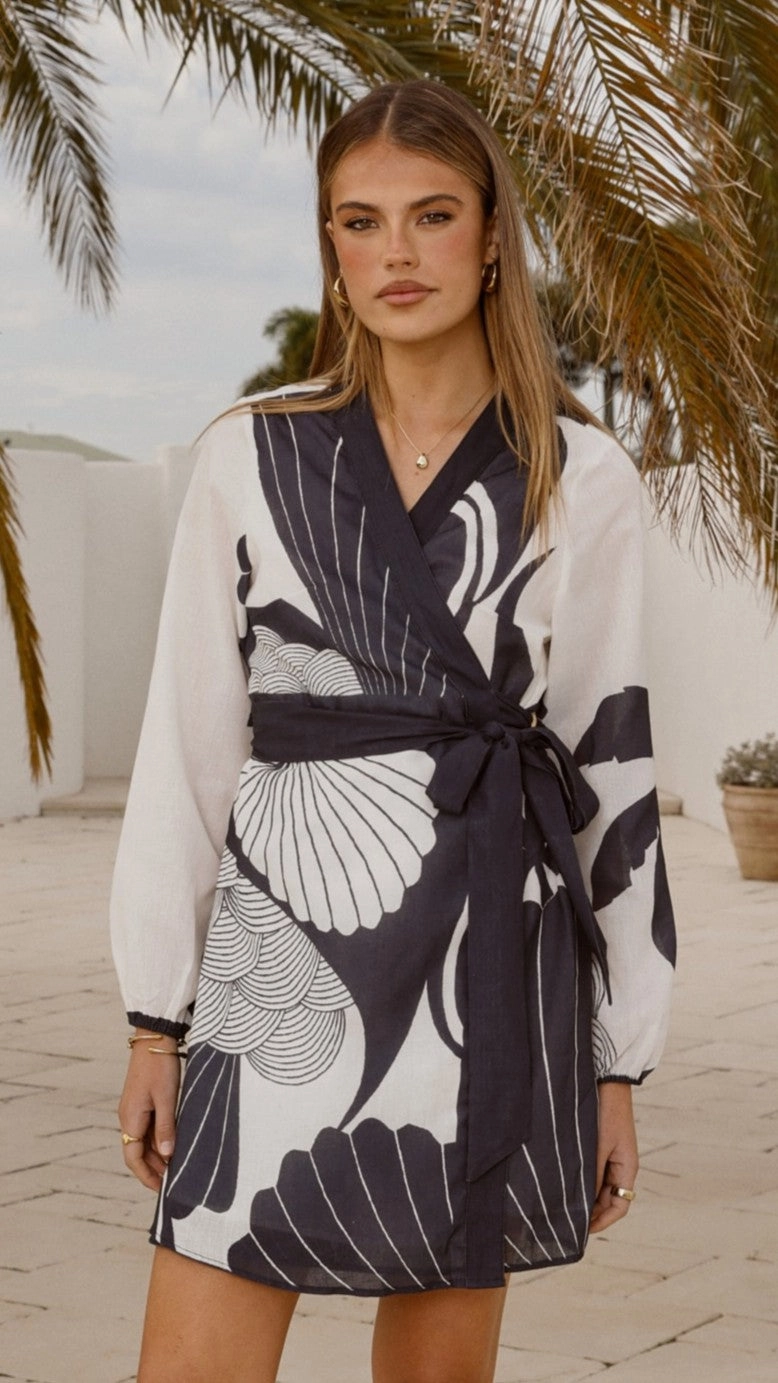 Peplum-Style Feminine Energy Cassidy Long Sleeve Mini Dress - White/Navy