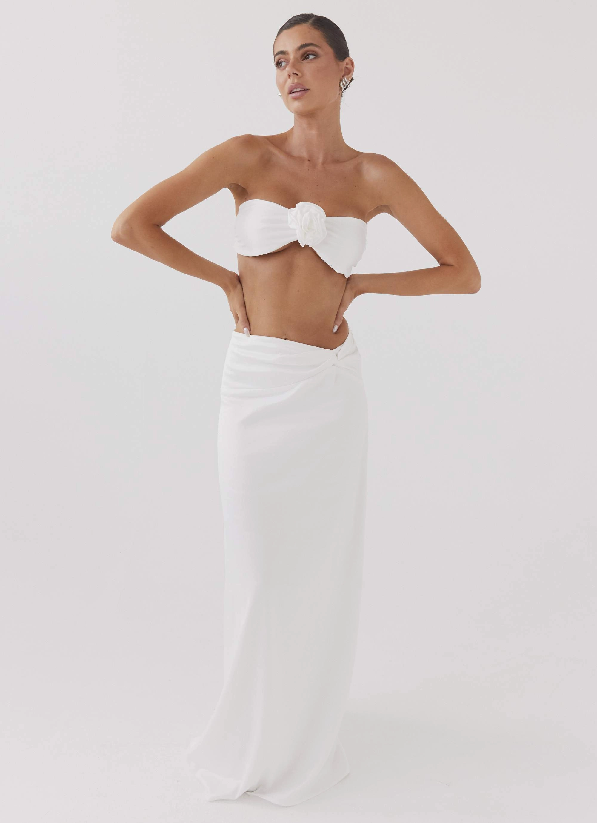 Crescent Light Twist Maxi Skirt - Ivory Embossed Detail Smart Fit
