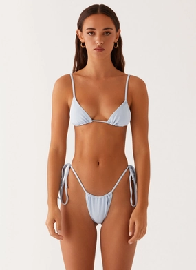 Calista Bikini Top - Blue Flexible Binding
