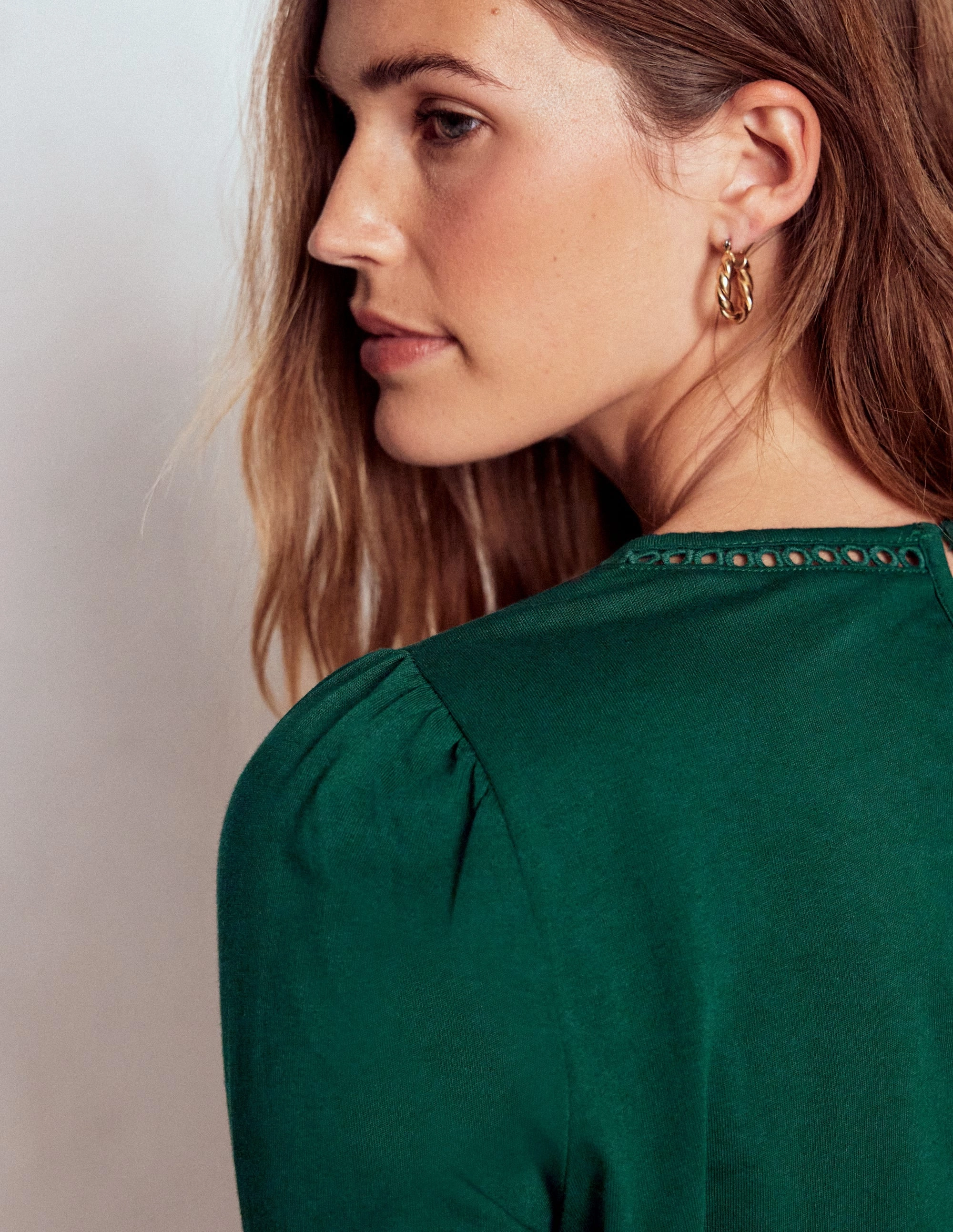 Non Irritating Label Flo Trim Detail Top-Emerald Night