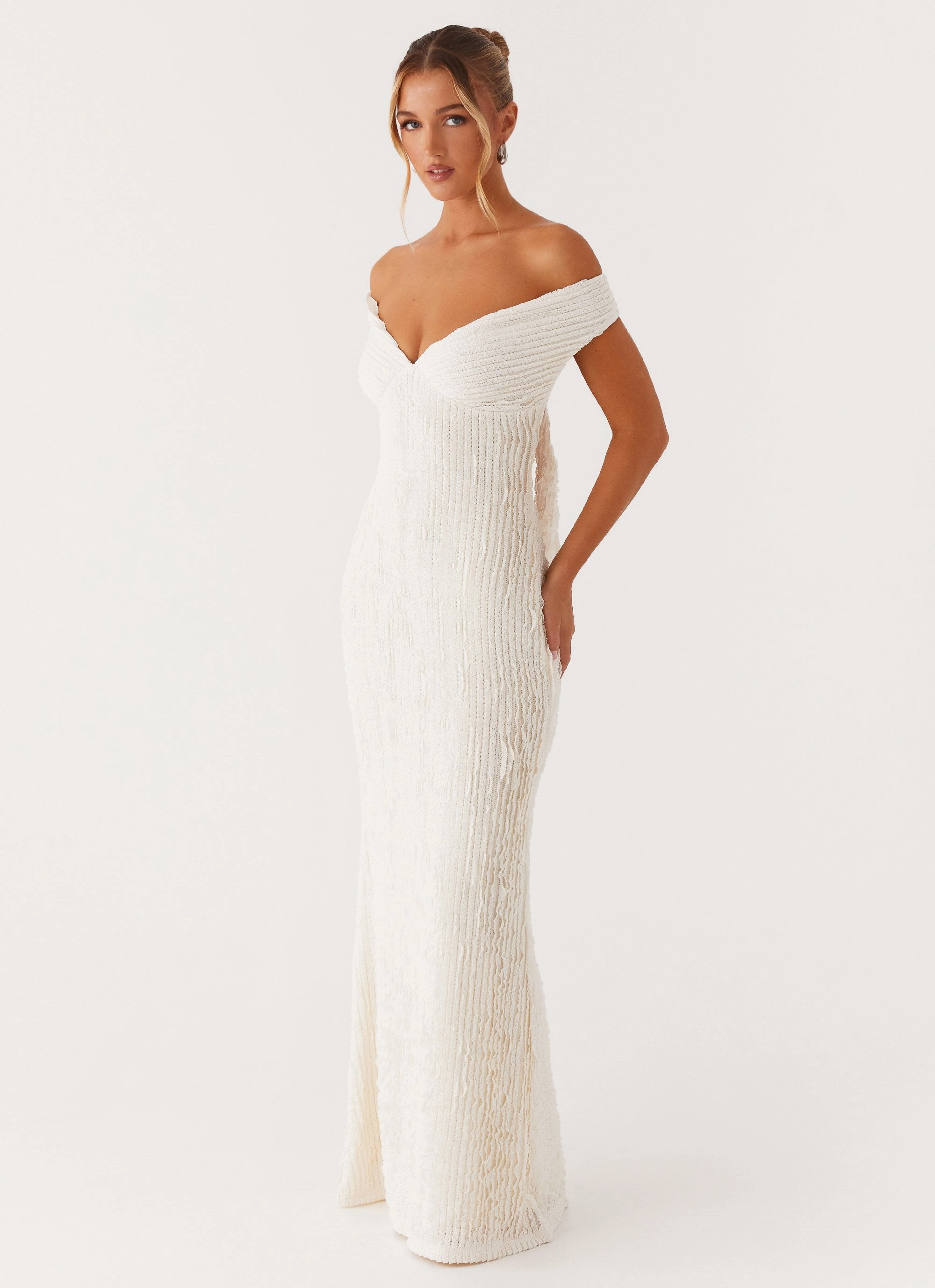 Chantelle Maxi Dress - Ivory Sophisticated Elegance Silky Finish