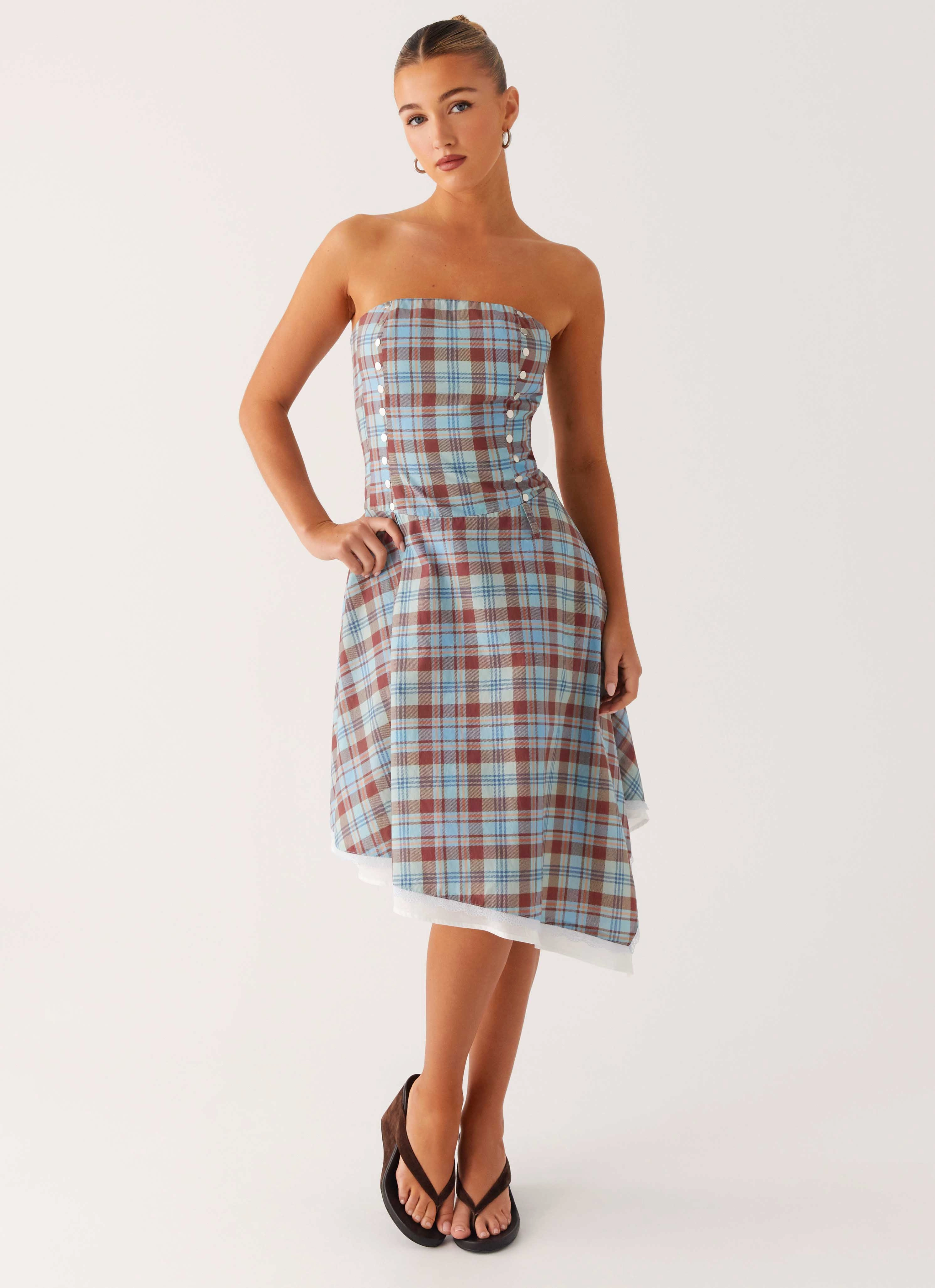 Effortless Fit Design and Effortless fit dress. Tonie Strapless Midi Dress - Shoreline Check