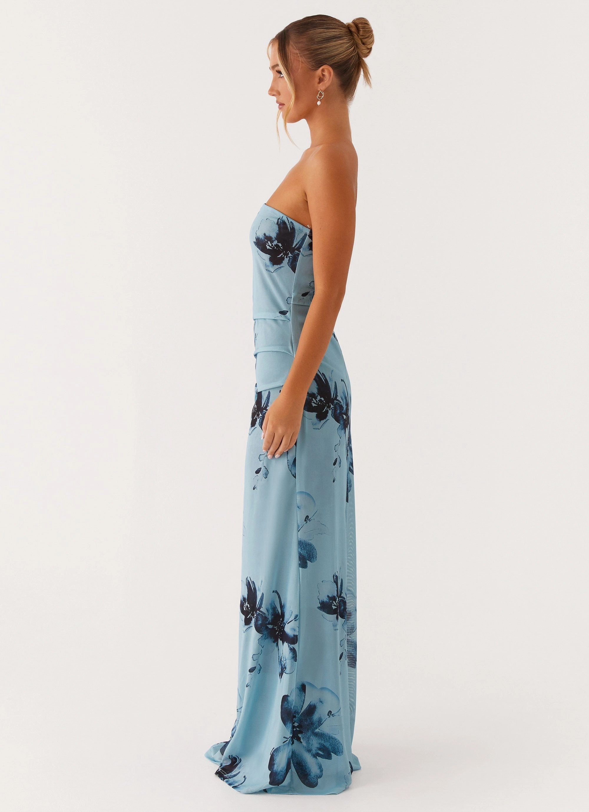 Smooth Lines Field Of Dreams Maxi Dress - Blue Black Floral