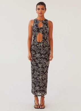 Perfect Cut Standout Feature All Eyes On Me Maxi Dress - Petal Gloom
