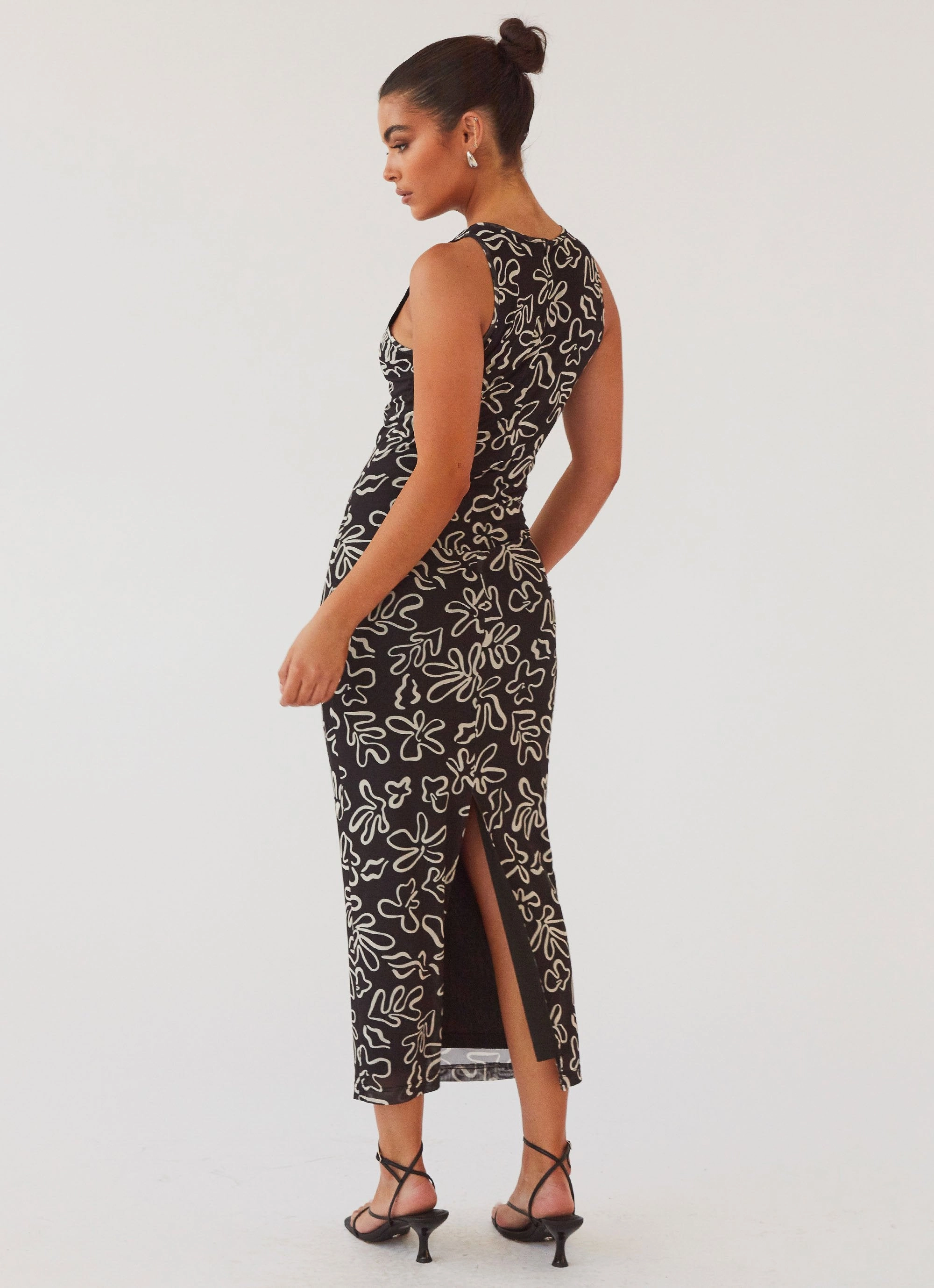 Mood Flex All Eyes On Me Maxi Dress - Petal Gloom