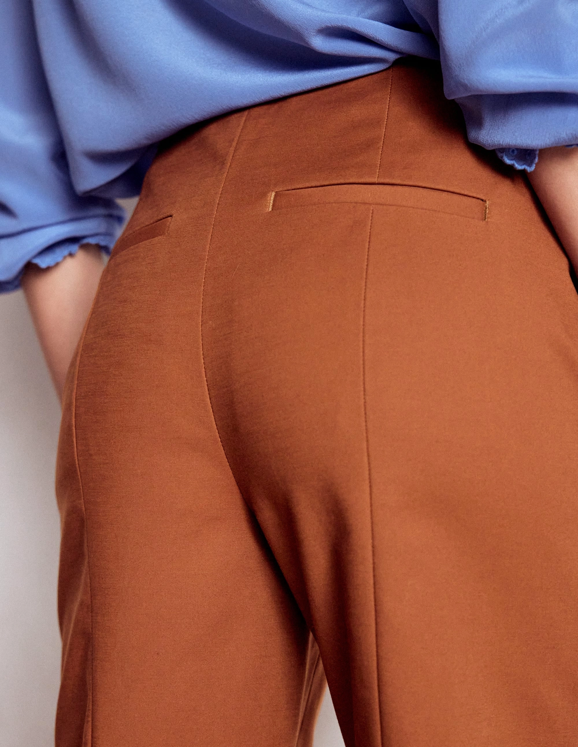 Smart 7/8 Trousers-Russet Loose cut MoistureControlLiner