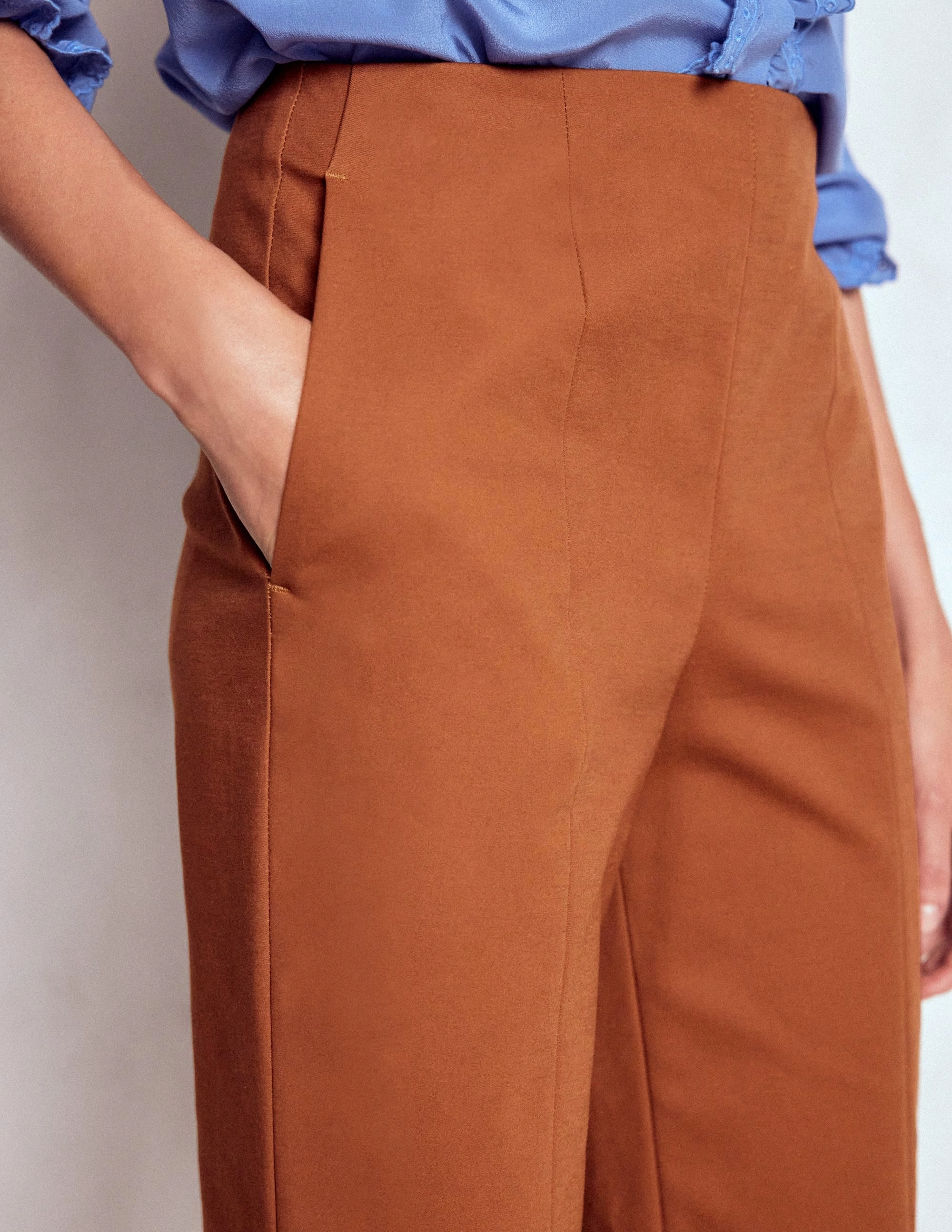 Ventilated Mesh Lining NonIrritatingSeams Smart 7/8 Trousers-Russet