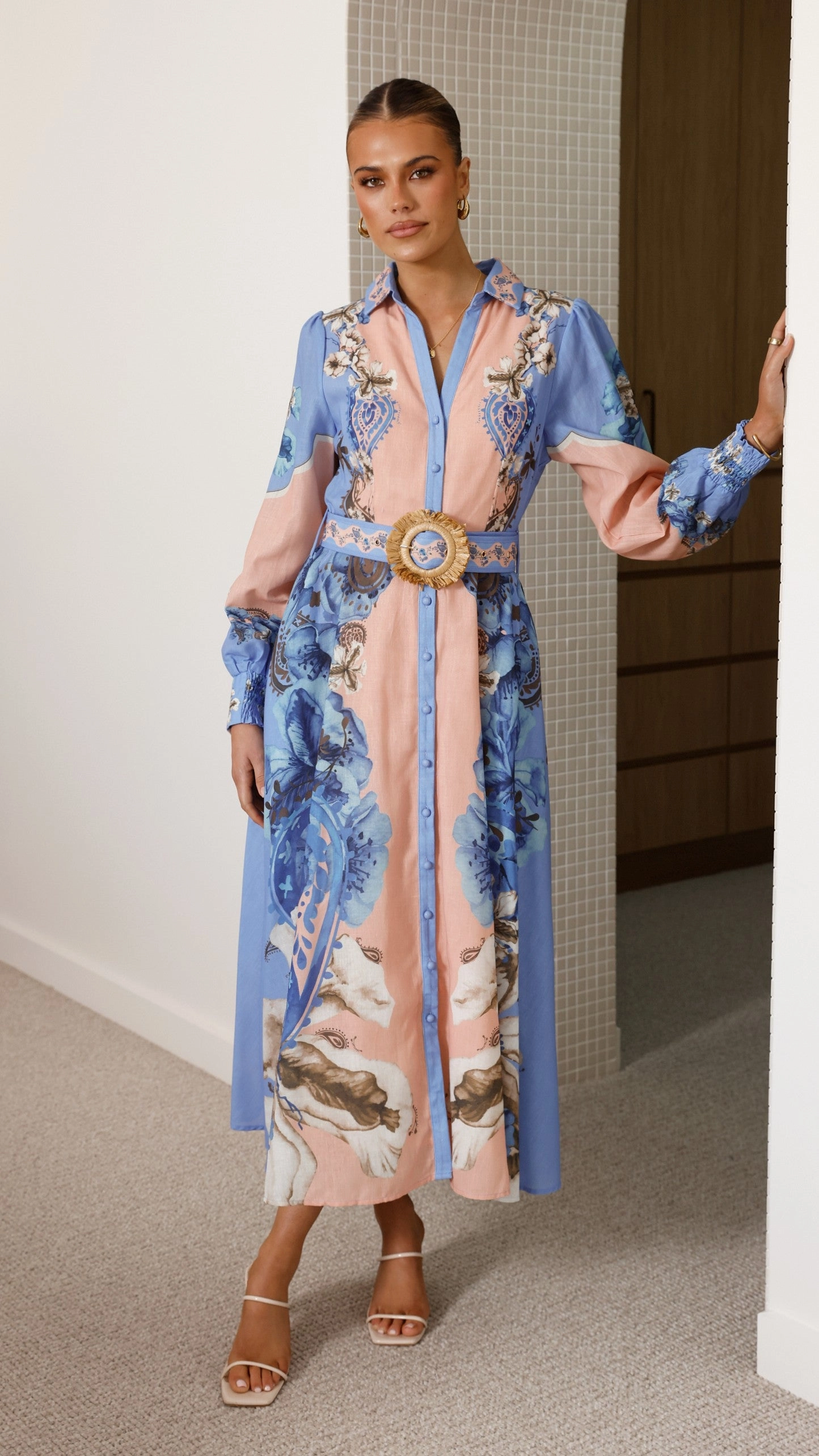 Country View Garden Scene Naliah Long Sleeve Maxi Dress - Willow Blue