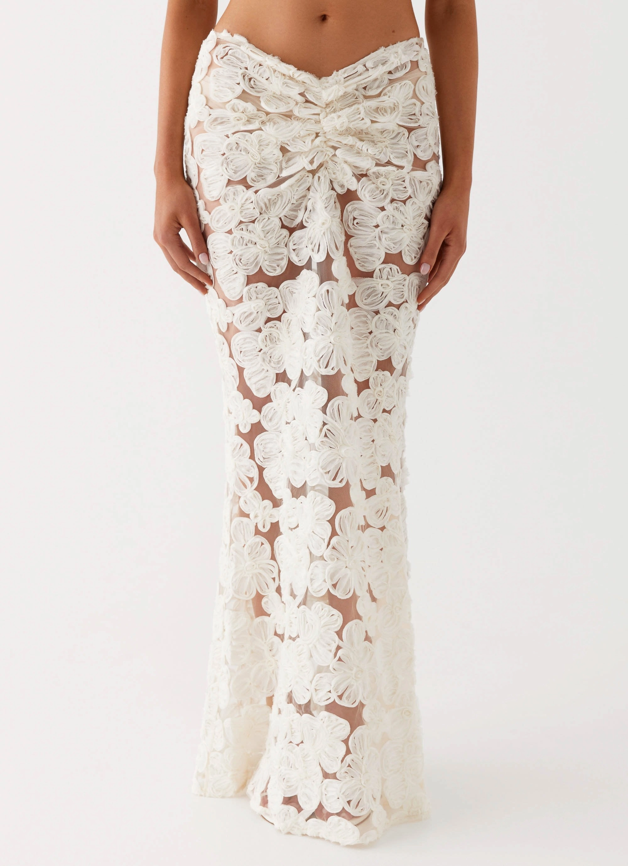 Fiorella Floret Maxi Skirt - Ivory Everyday Look Urban Style