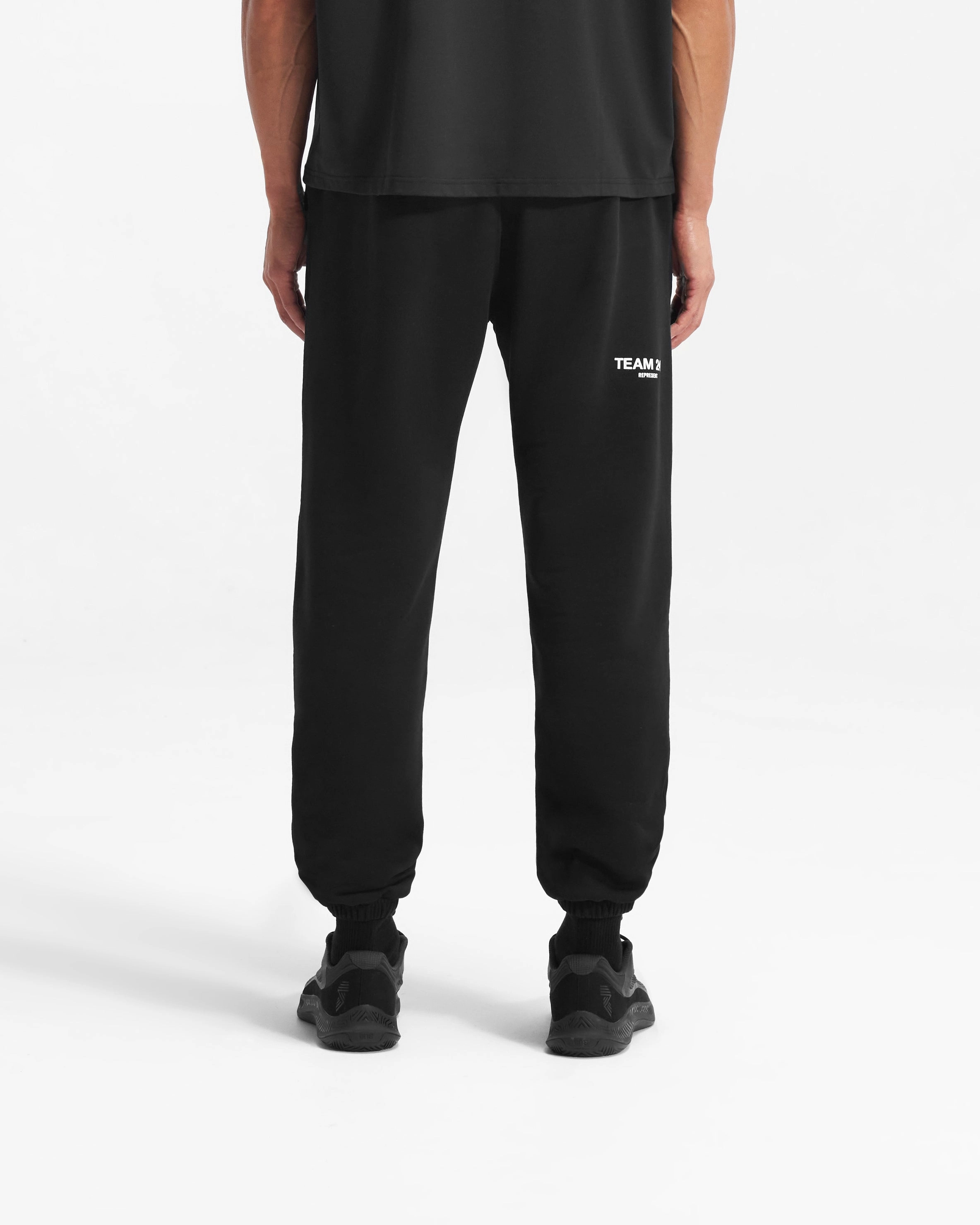 Crisp Design Belt loops Team 247 Sweatpant - Black