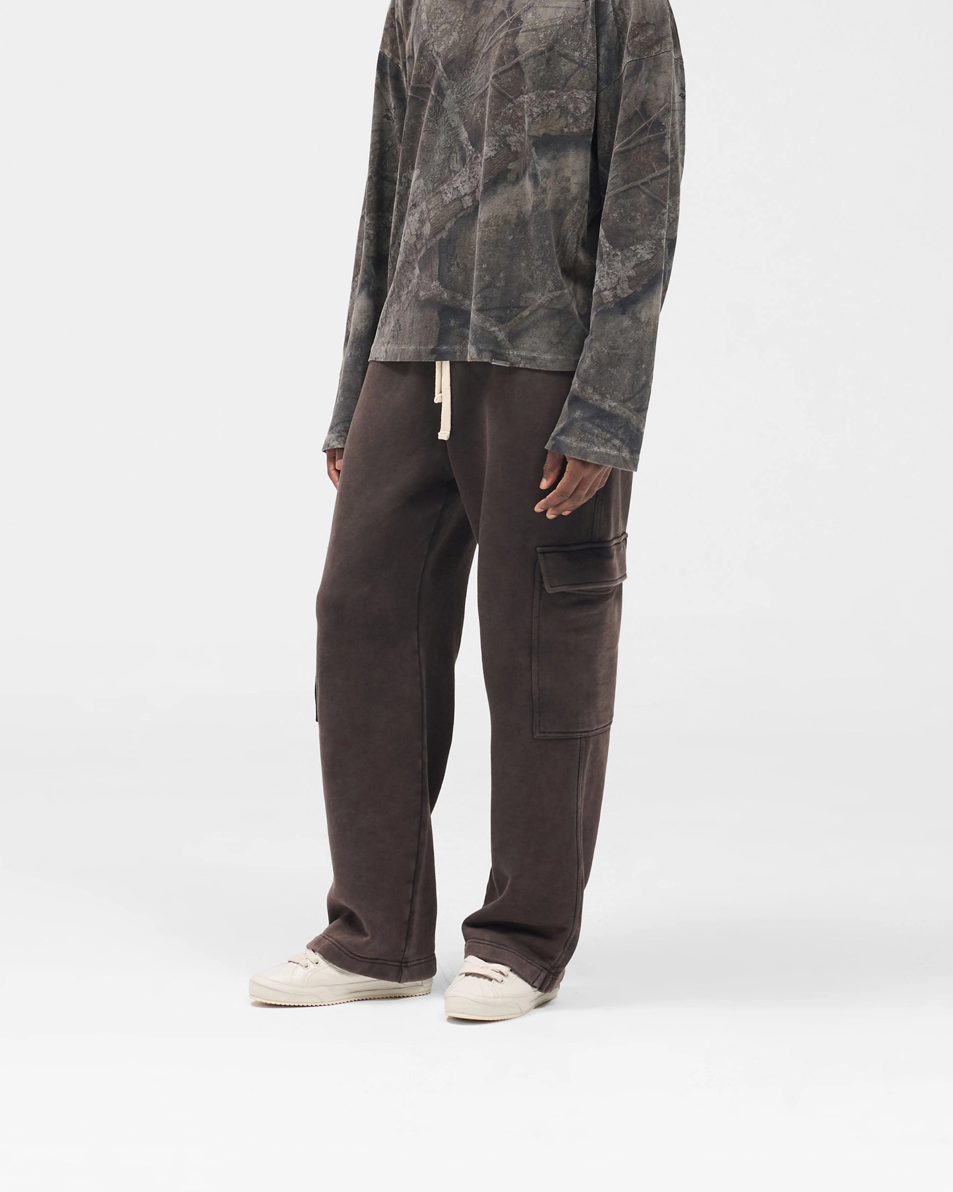 Initial Cargo Sweatpants - Coffee Minimal Waist