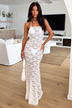 Graduation-Event Veradi Maxi Dress - White