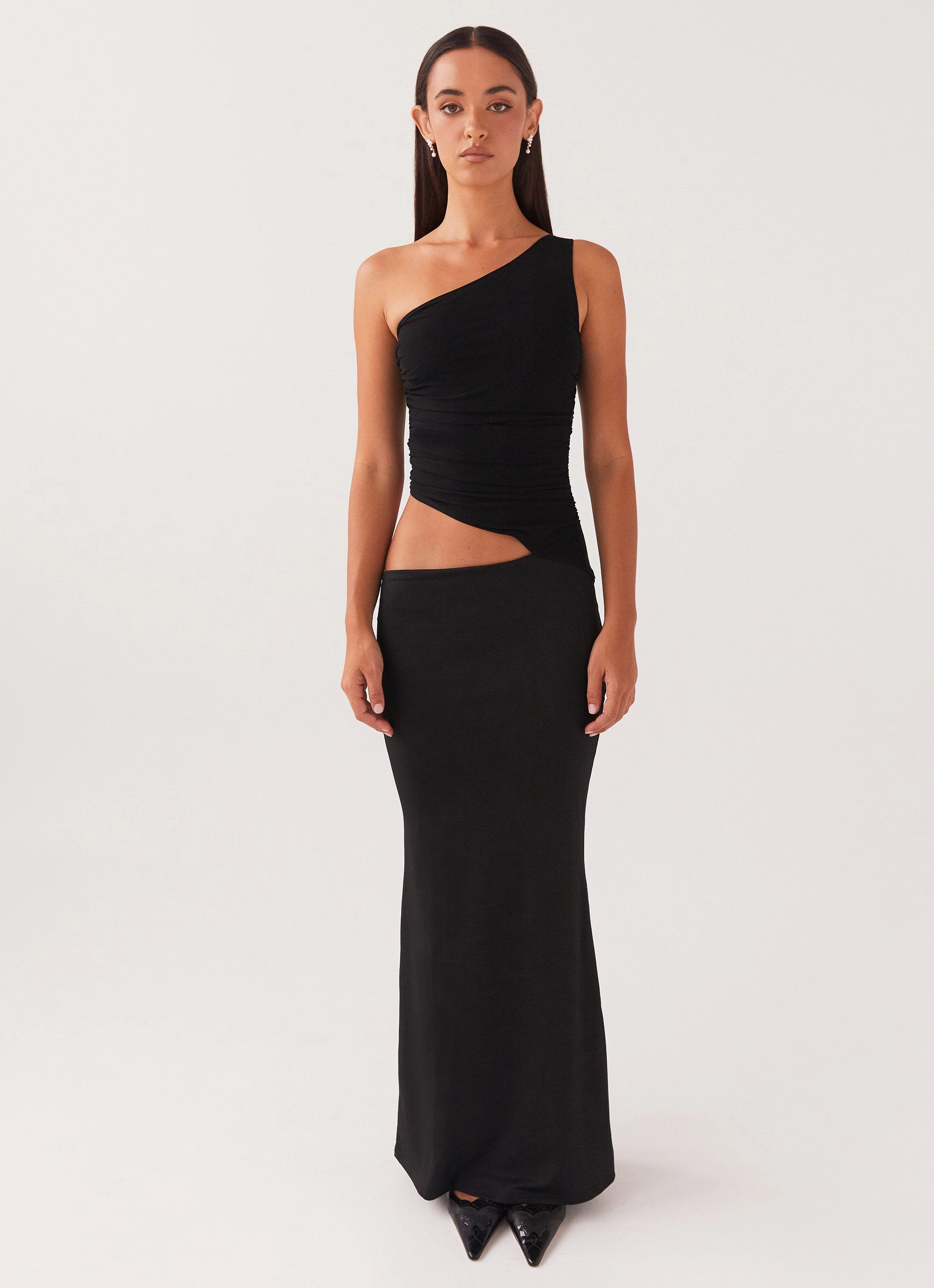 Vacation Vibe Seranella One Shoulder Maxi Dress - Black