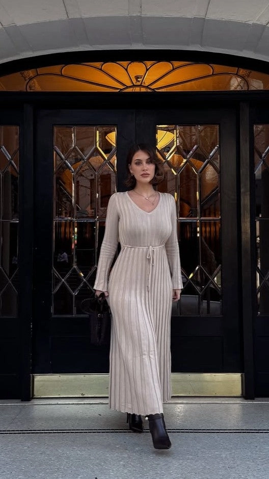 Cyra Long Sleeve Maxi Dress - Beige everyday staple Modern Fit