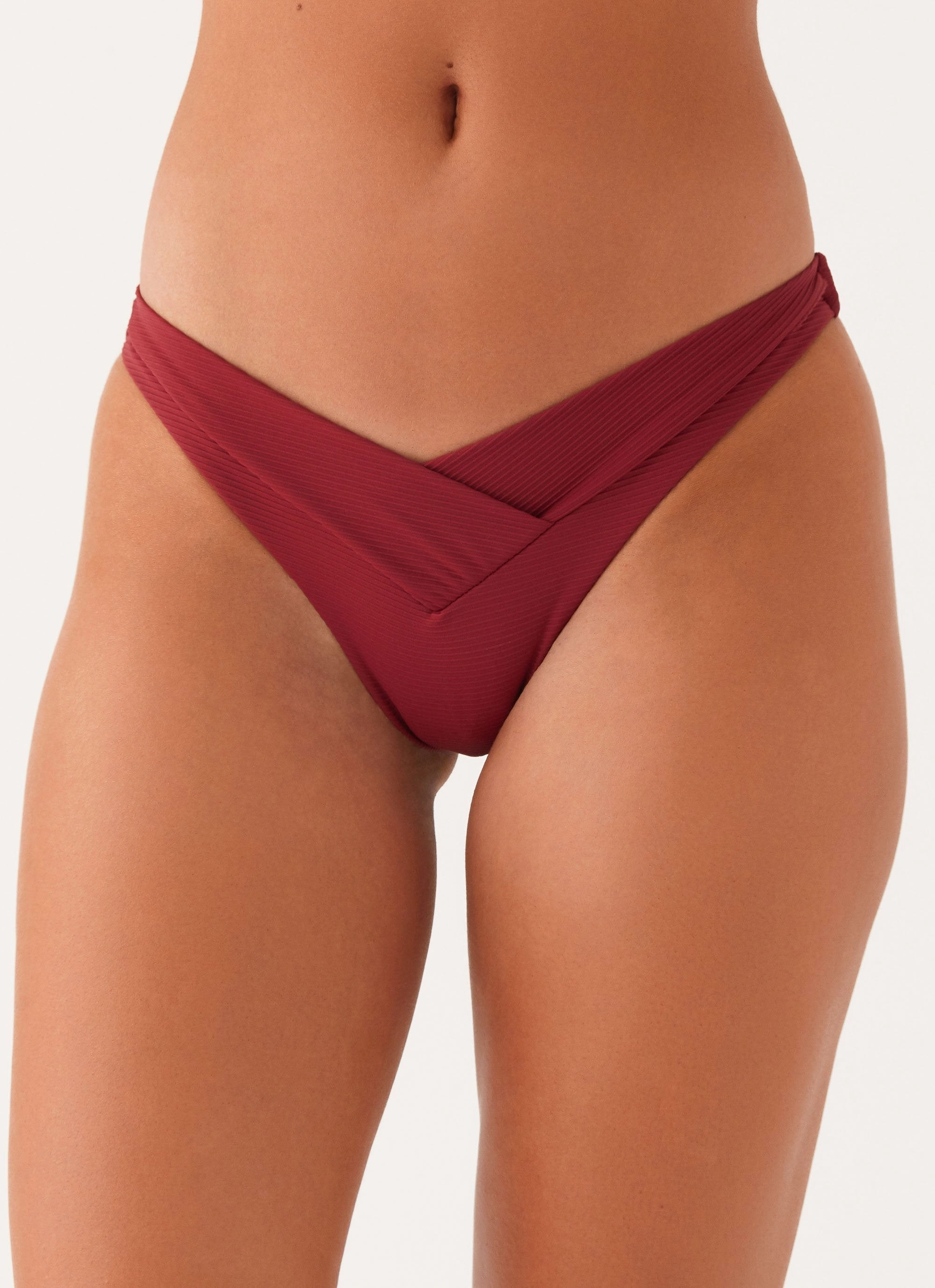 Anti Fade Material Lightweight Padding Delta Bikini Bottoms - Mulberry