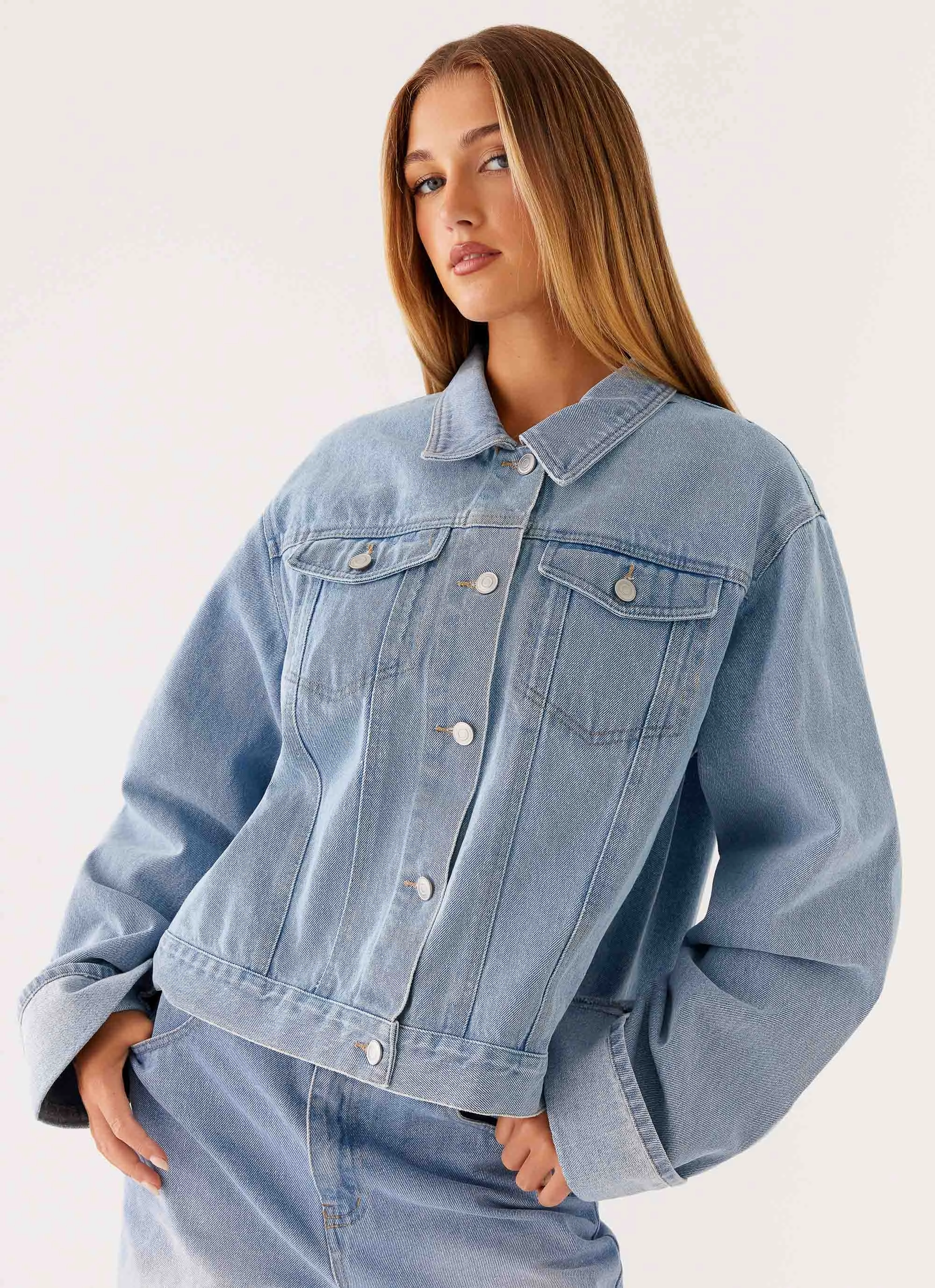 Slip Resistant Grip Frictionless Lining Back Again Oversized Denim Jacket - Light Wash Blue