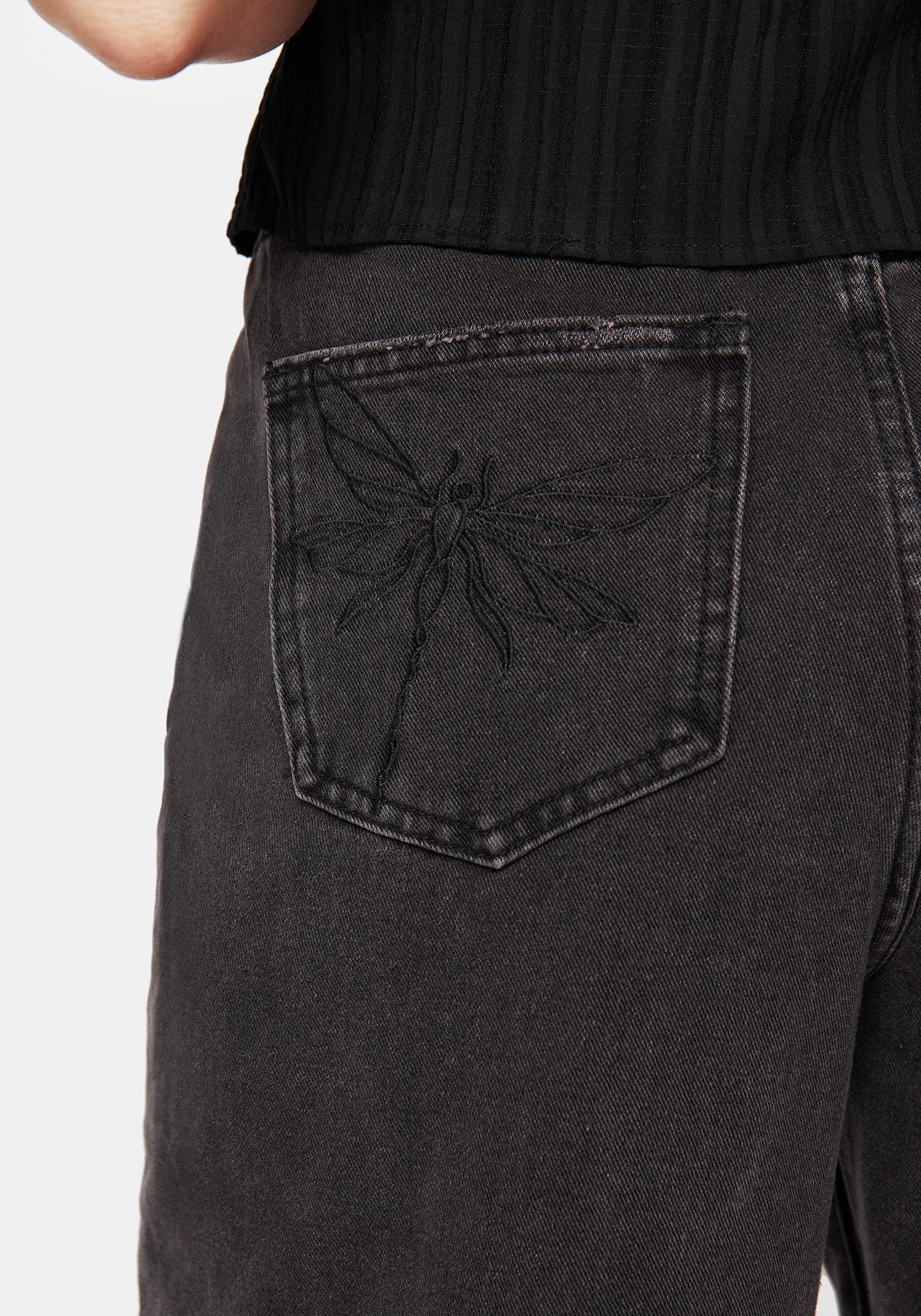 Travel Essential Dragonfly Embroidered Wide Leg Denim Culotte Jeans