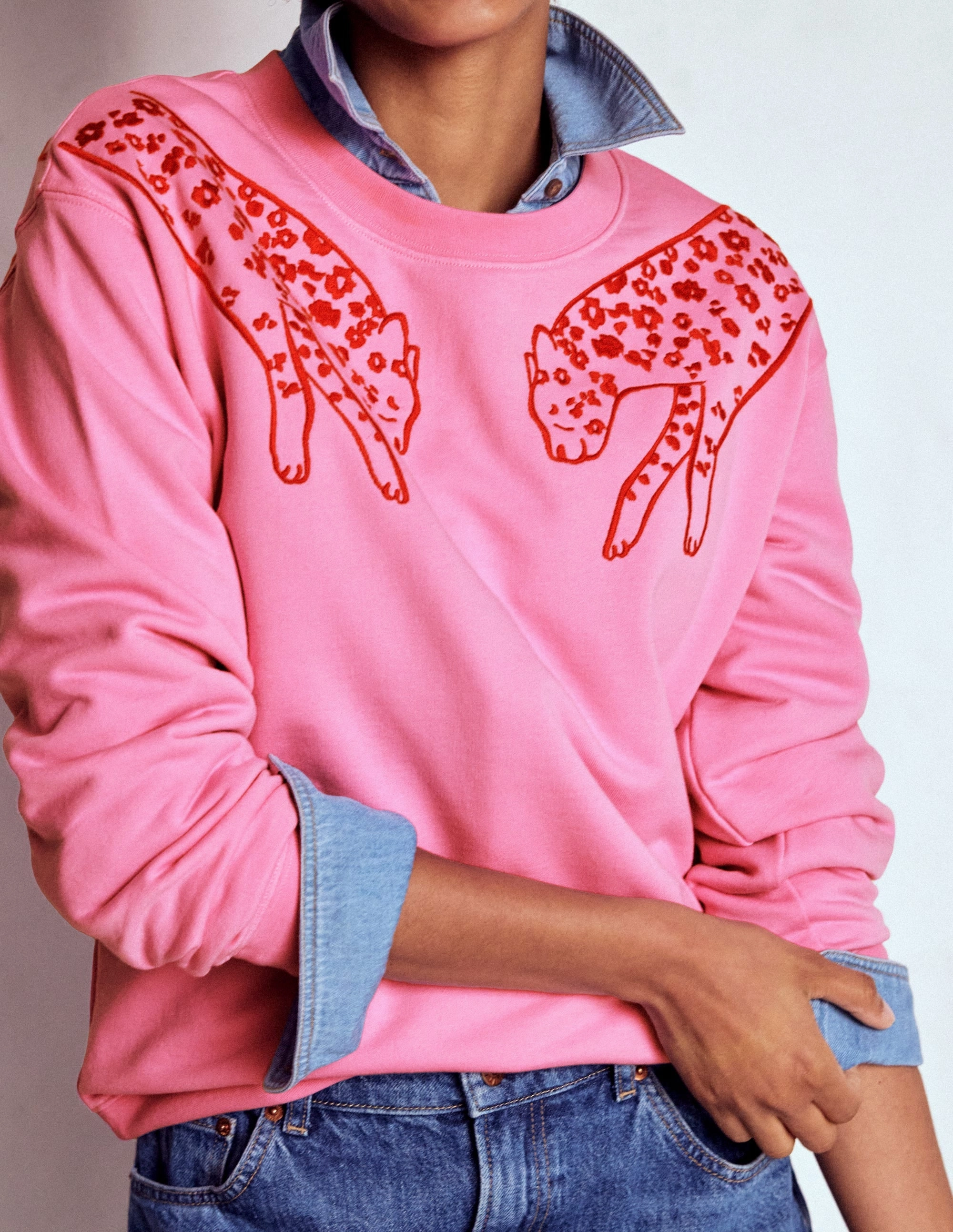 Emi Embroidered Sweatshirt-Leopard Embroidery NoSlip Grip