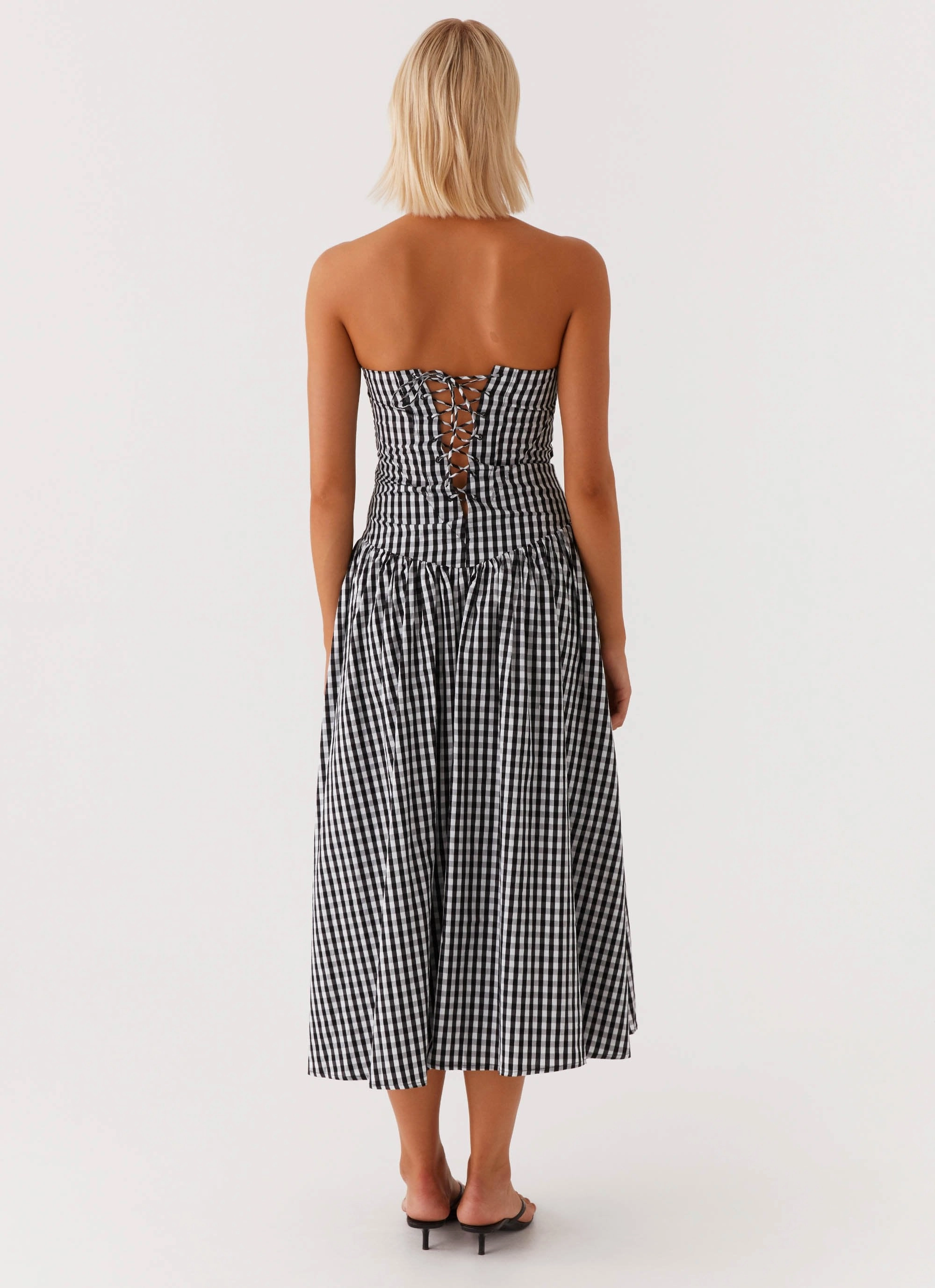 Larnie Midi Dress - Black Gingam Quick Match Effortless Look