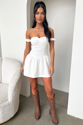 Juliet Dress - White Sleeveless Modern Waistband