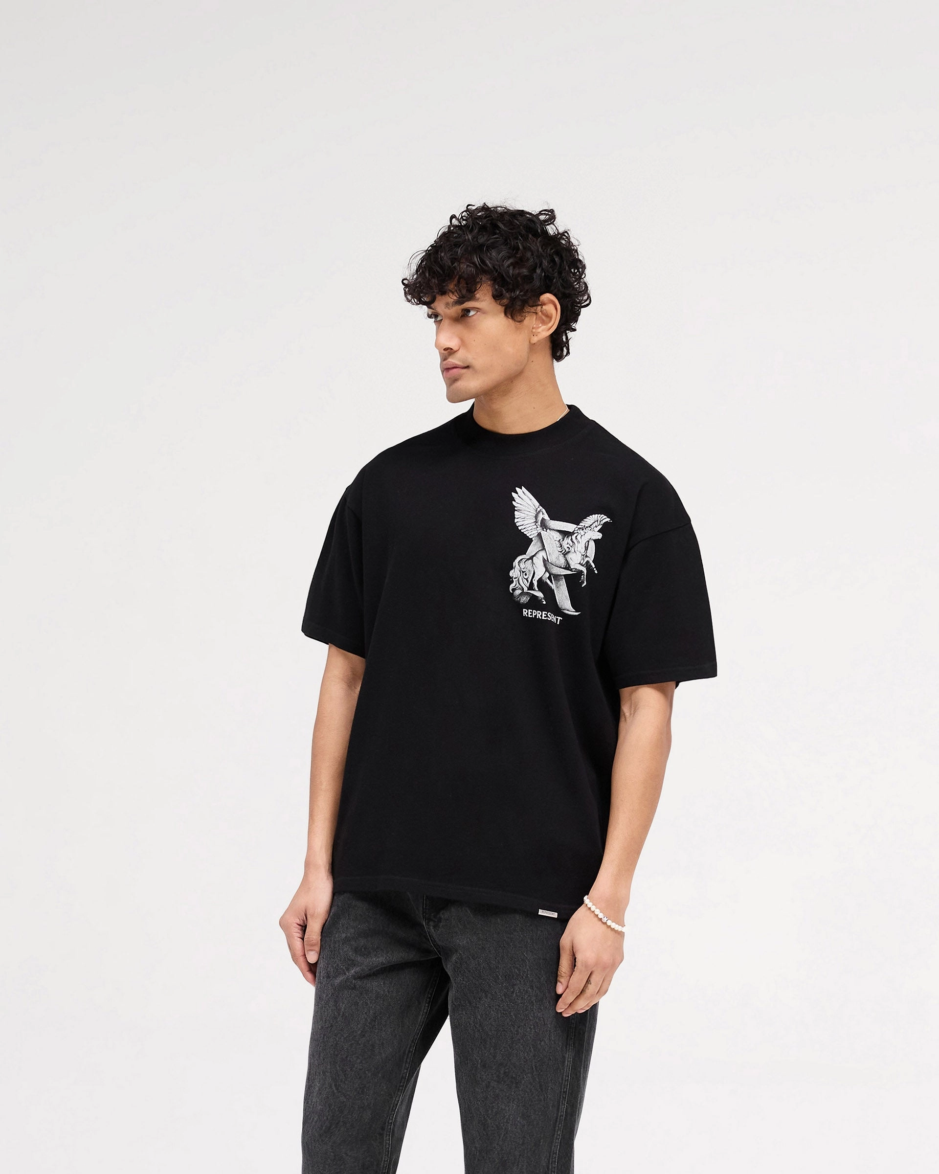 Casual Fashion Elegance In Motion T-Shirt - Jet Black