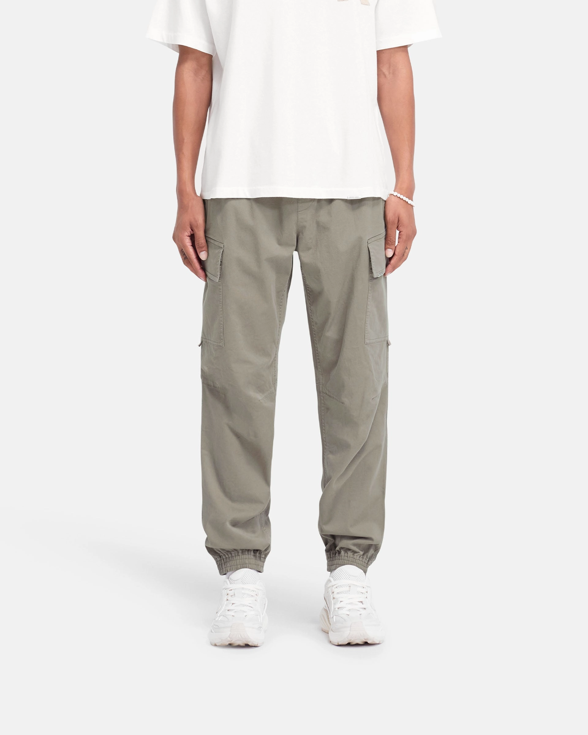 Breathable Waistband Side slits Cuffed Cargo Pant - Olive