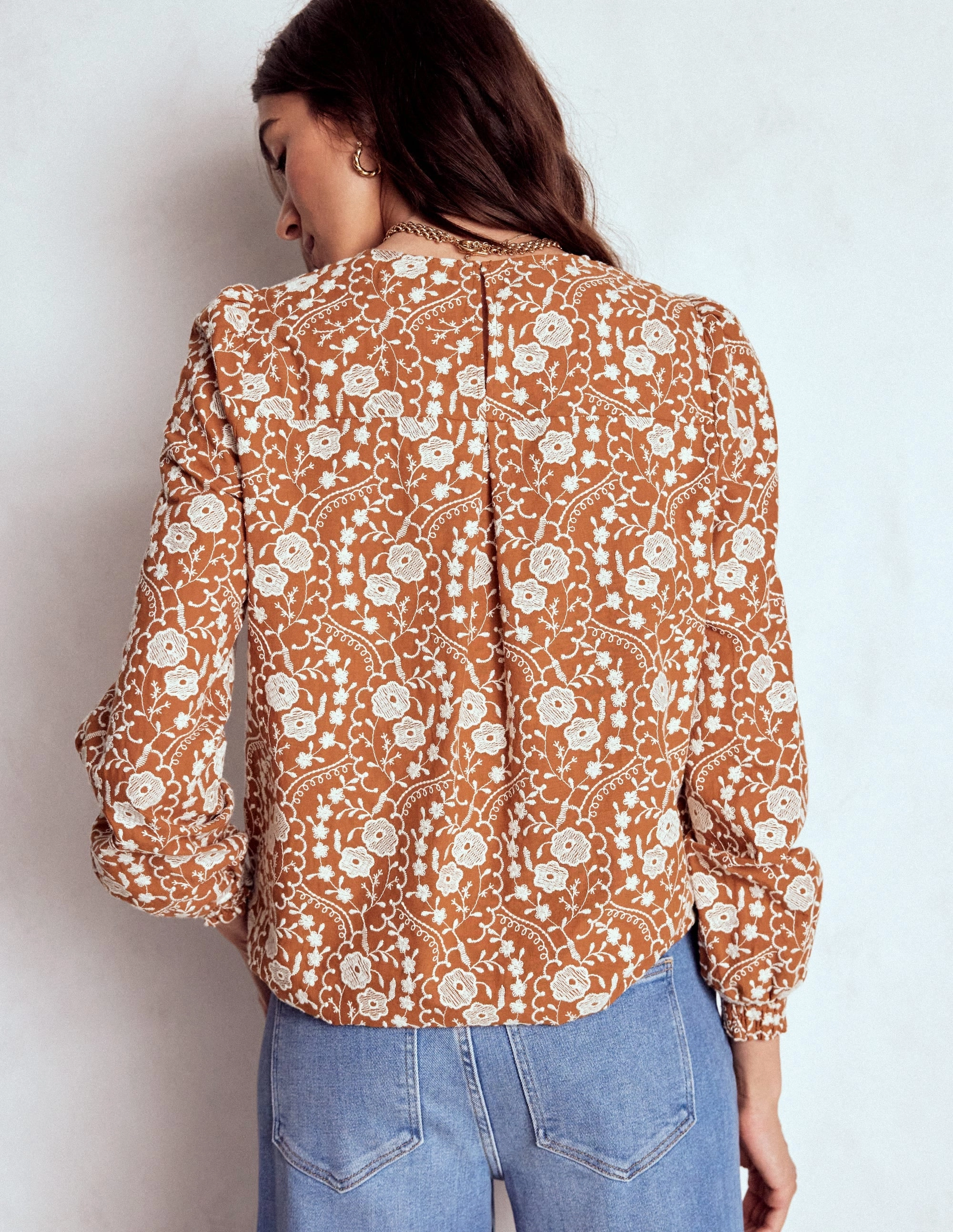 Tagless Neckline Embroidered Cotton Top-Brown