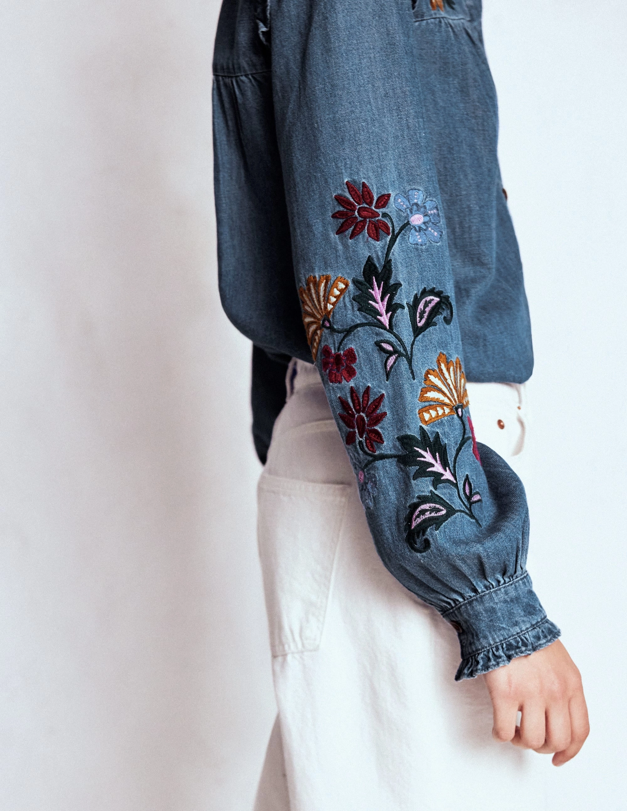 ReflectiveTrimDetails Double Layered Fabric Embroidered Denim Top-Light Vintage, Embroidered
