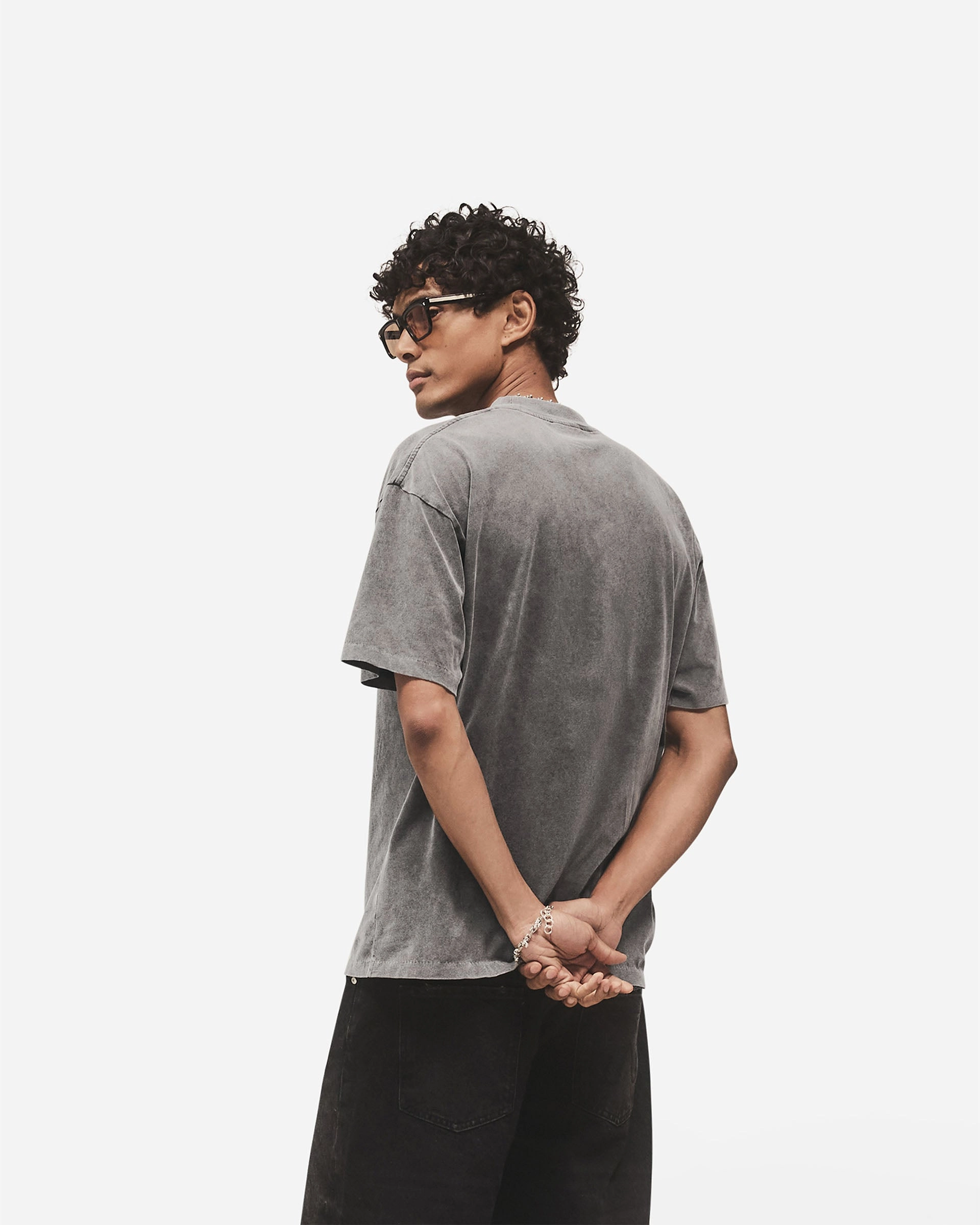 Fun and Playful Seasonal Comfort Style Embroidered Serif Logo T-Shirt - Vintage Grey