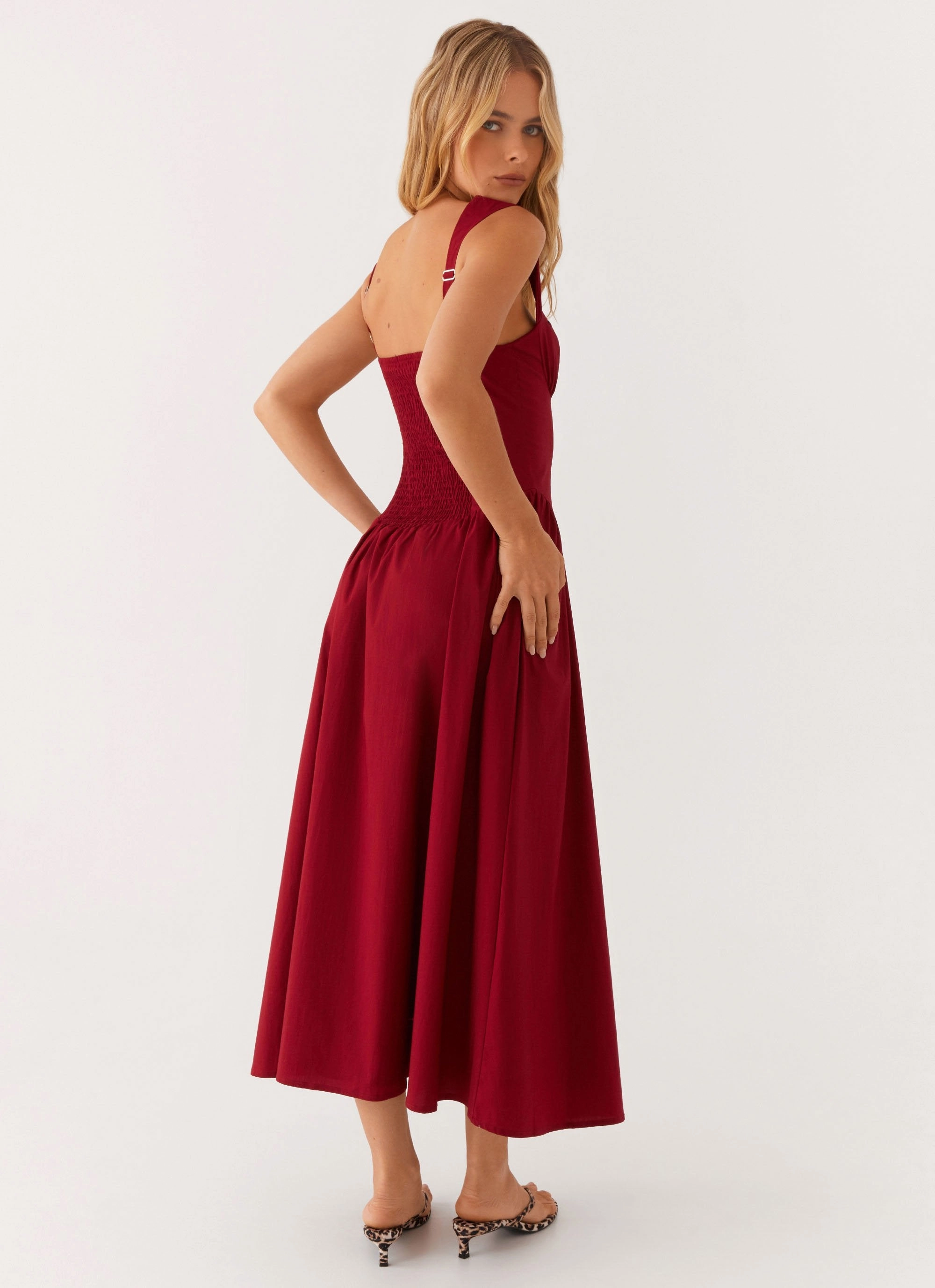 Emmalina Midi Dress - Deep Red Neutral Feel